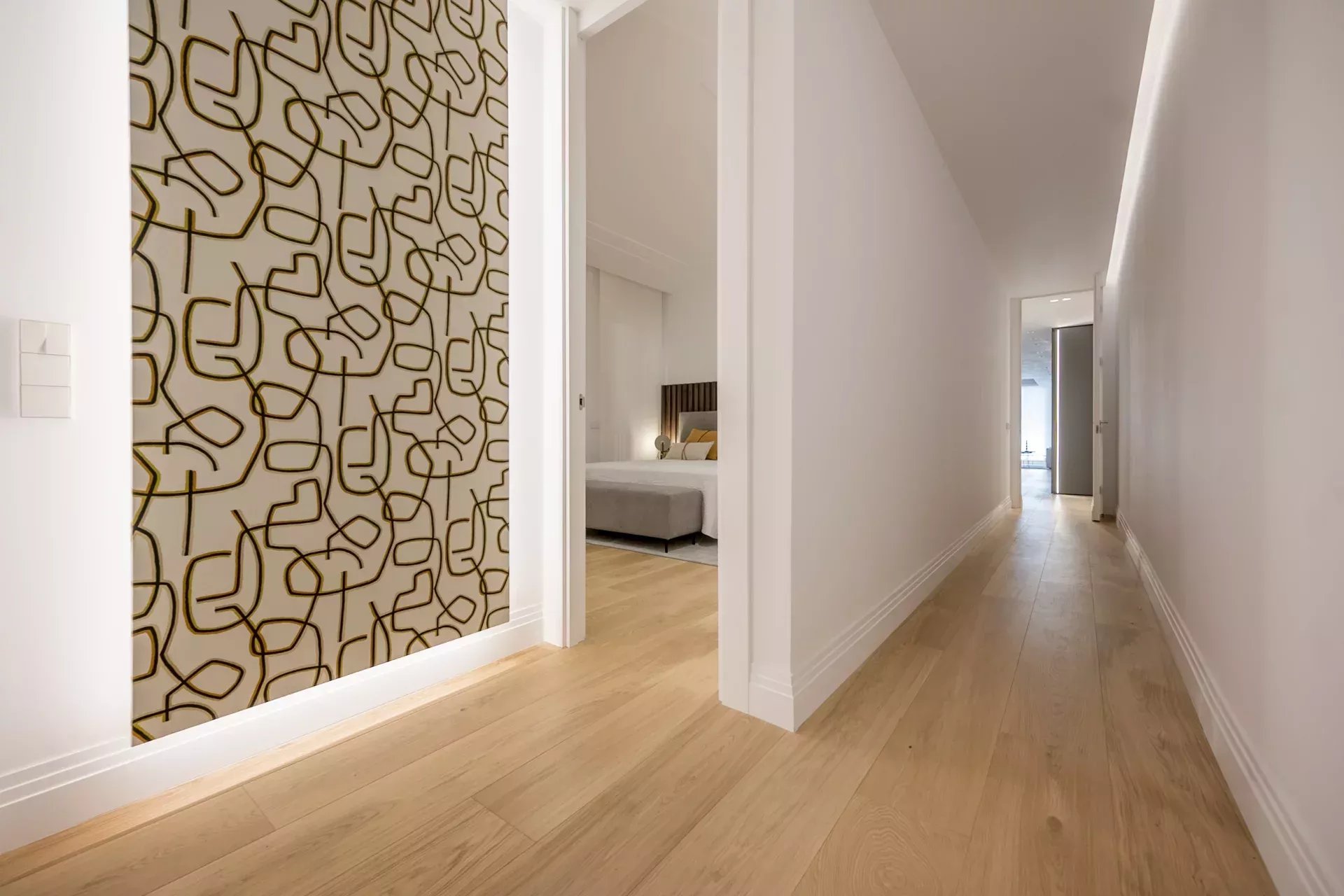 Appartement de Luxe Rénové avec Vue Imprenable sur la Fontaine de Neptune - picture 27