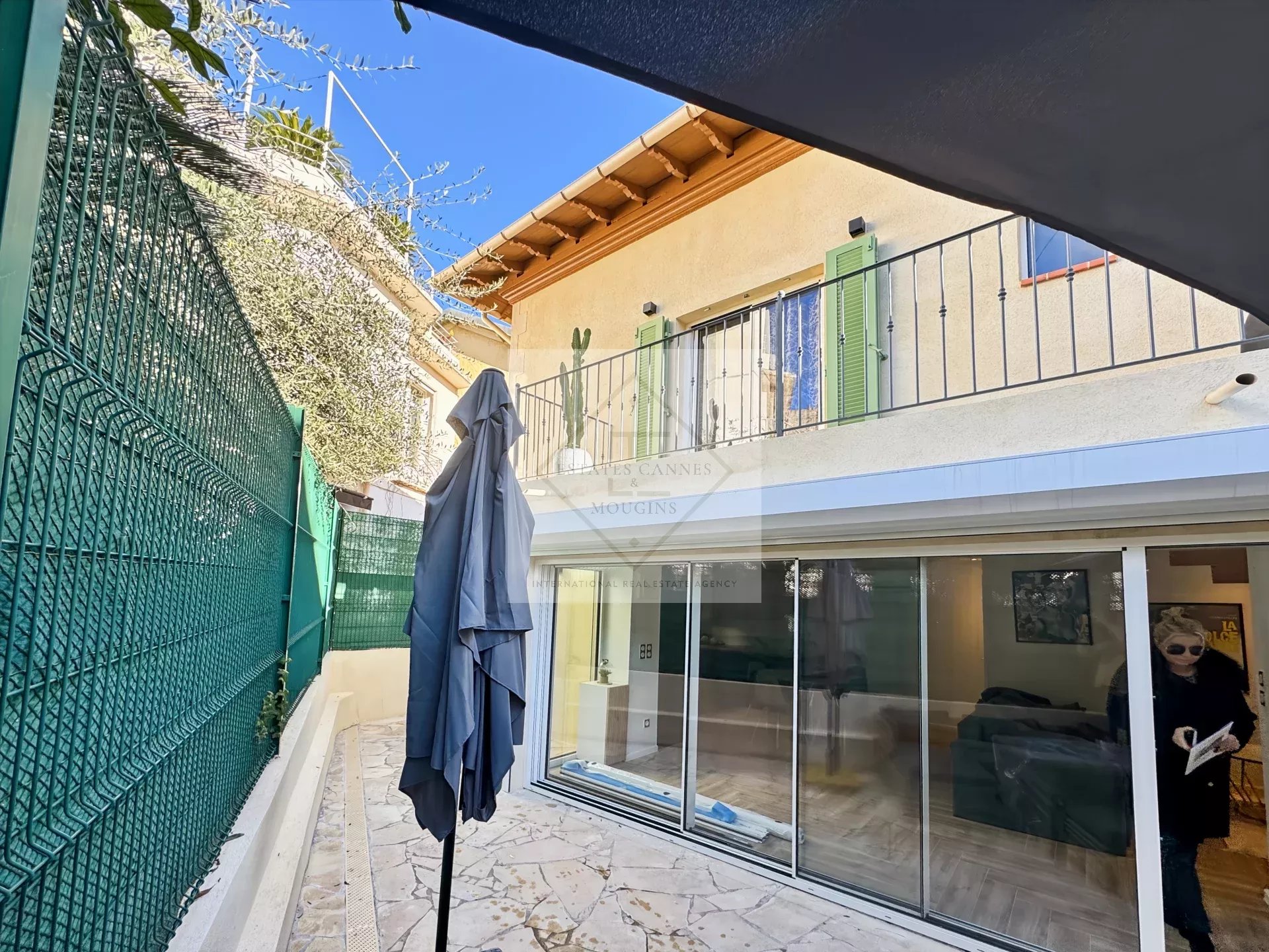 For  RENT : Charming Townhouse in the Heart of Cannes! — фото 9