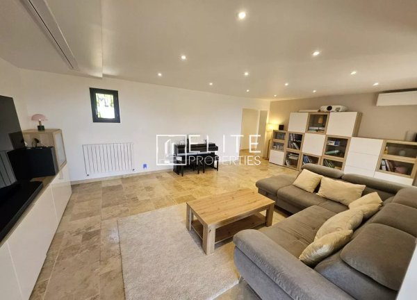 HOUSE 185 m² – 5 BEDROOMS – POOL – 2,600 m² PLOT – CABRIS — photo 7