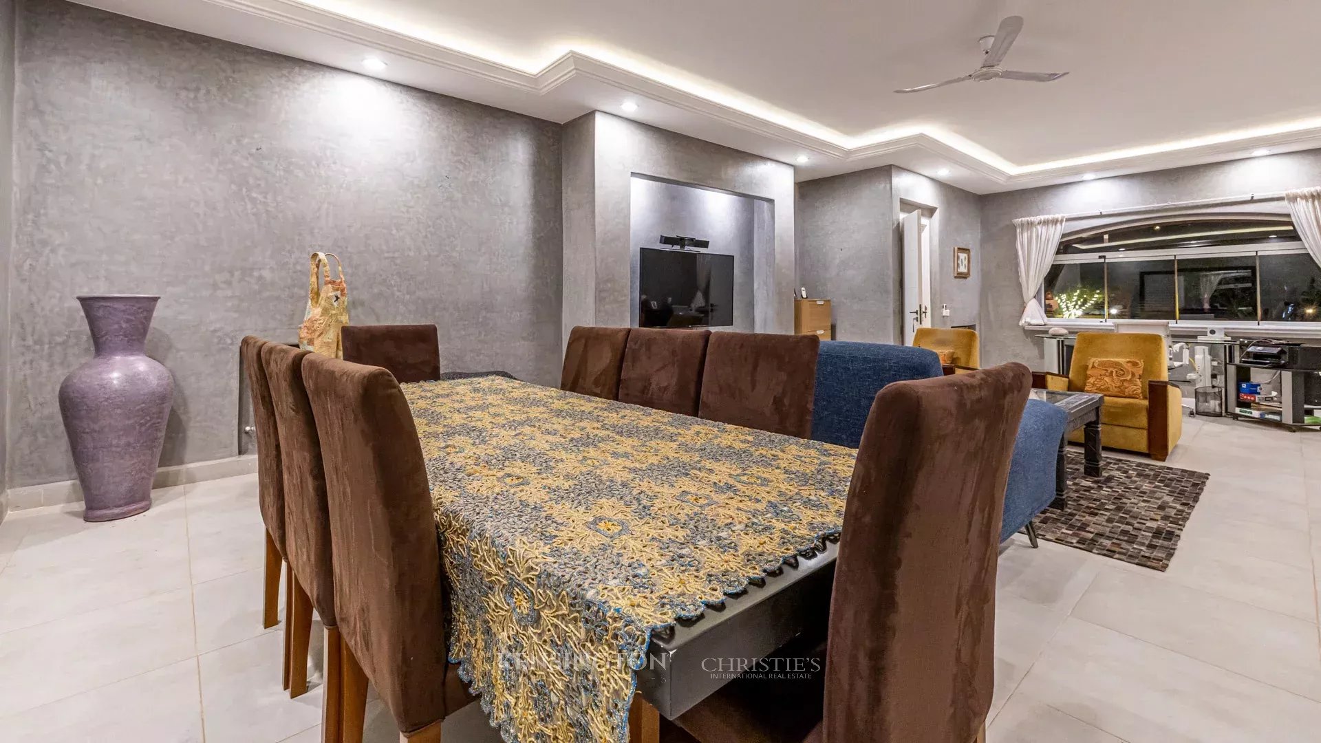 9 Bedroom Villa/Townhouse's Image 145