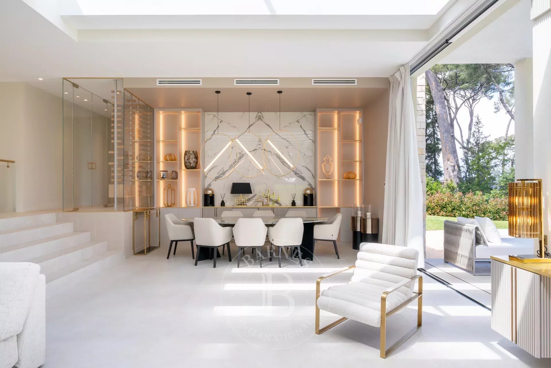 Villa Antibes - picture 9