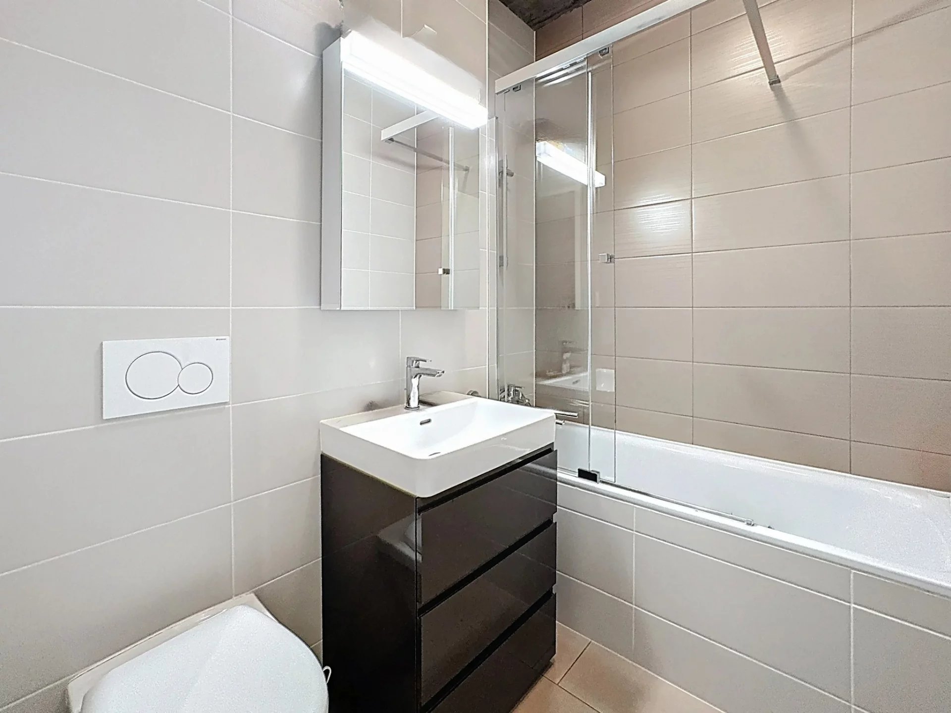 Magnifique appartement avec vue lac