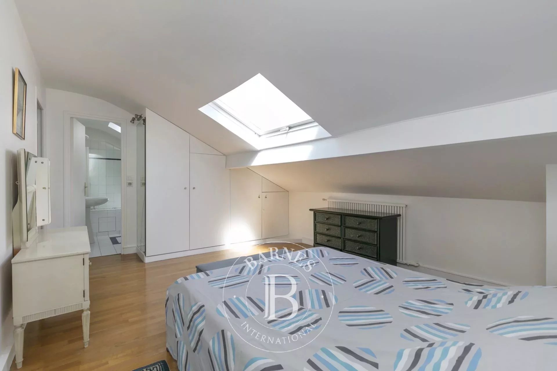 Daire Neuilly-sur-Seine - picture 8