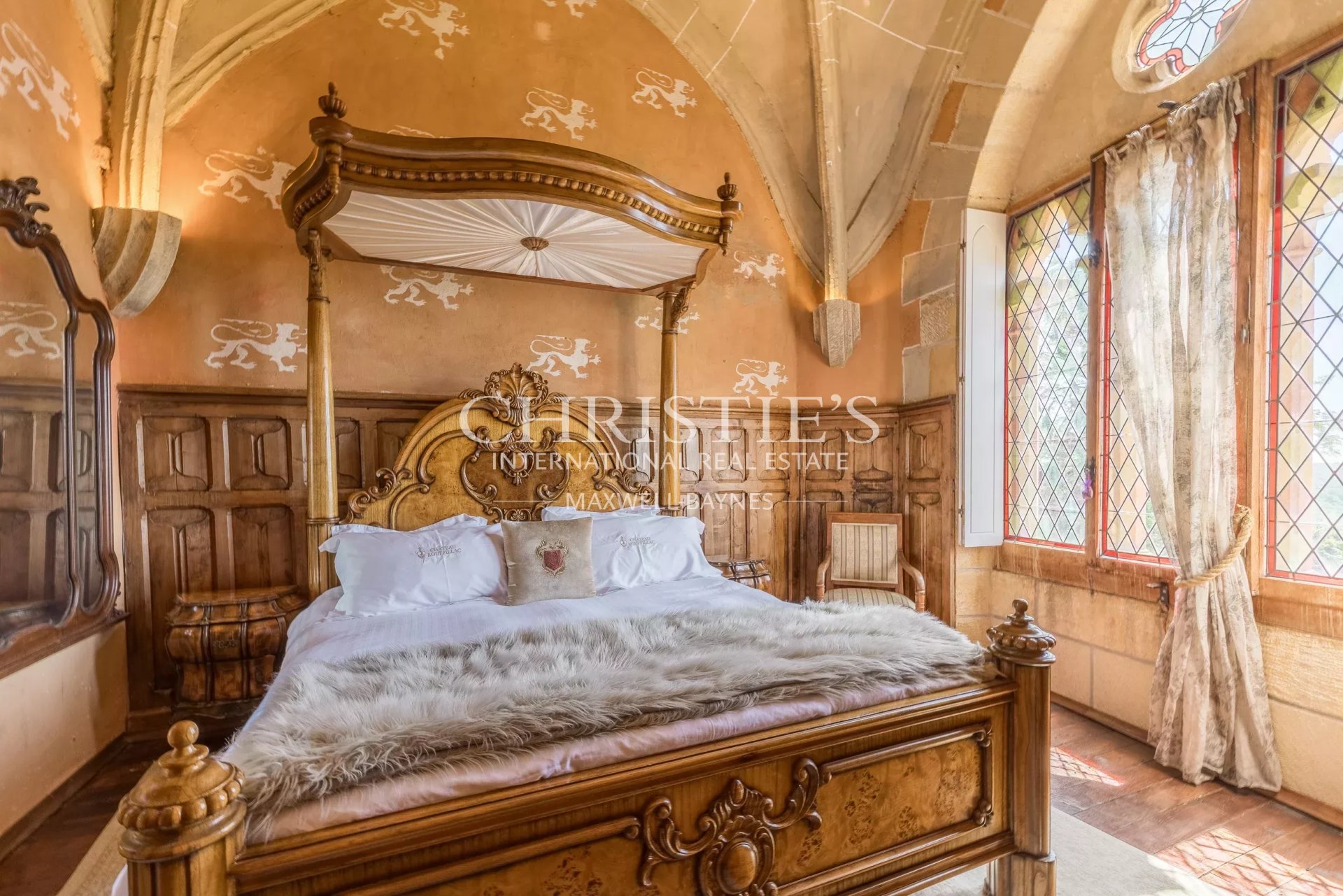 17 Bedroom Chateau's Image 28