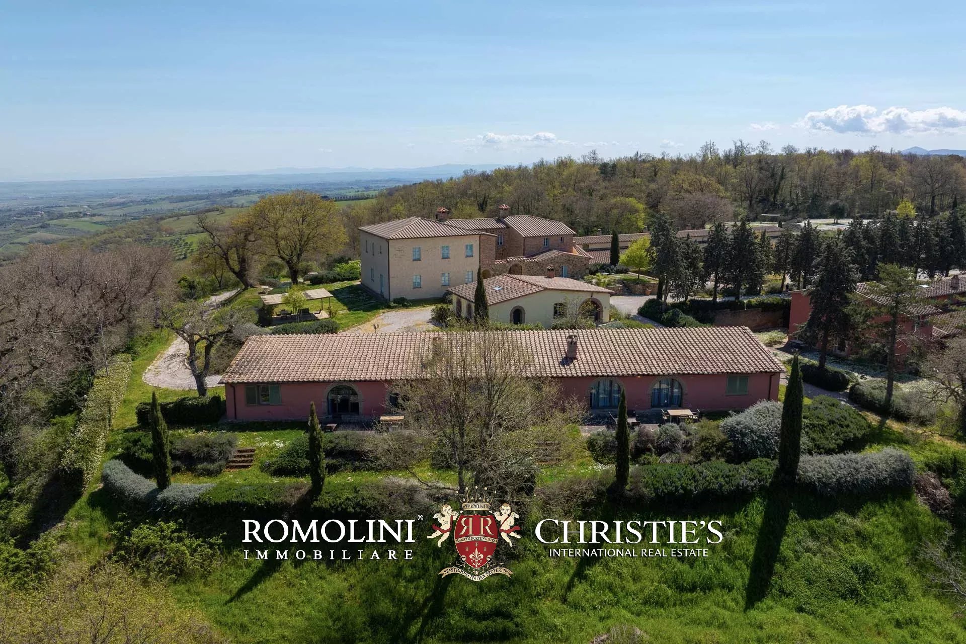 LUXUSANLAGE MIT 19 WOHNUNGEN IN DER TOSKANA, VAL D'ORCIA