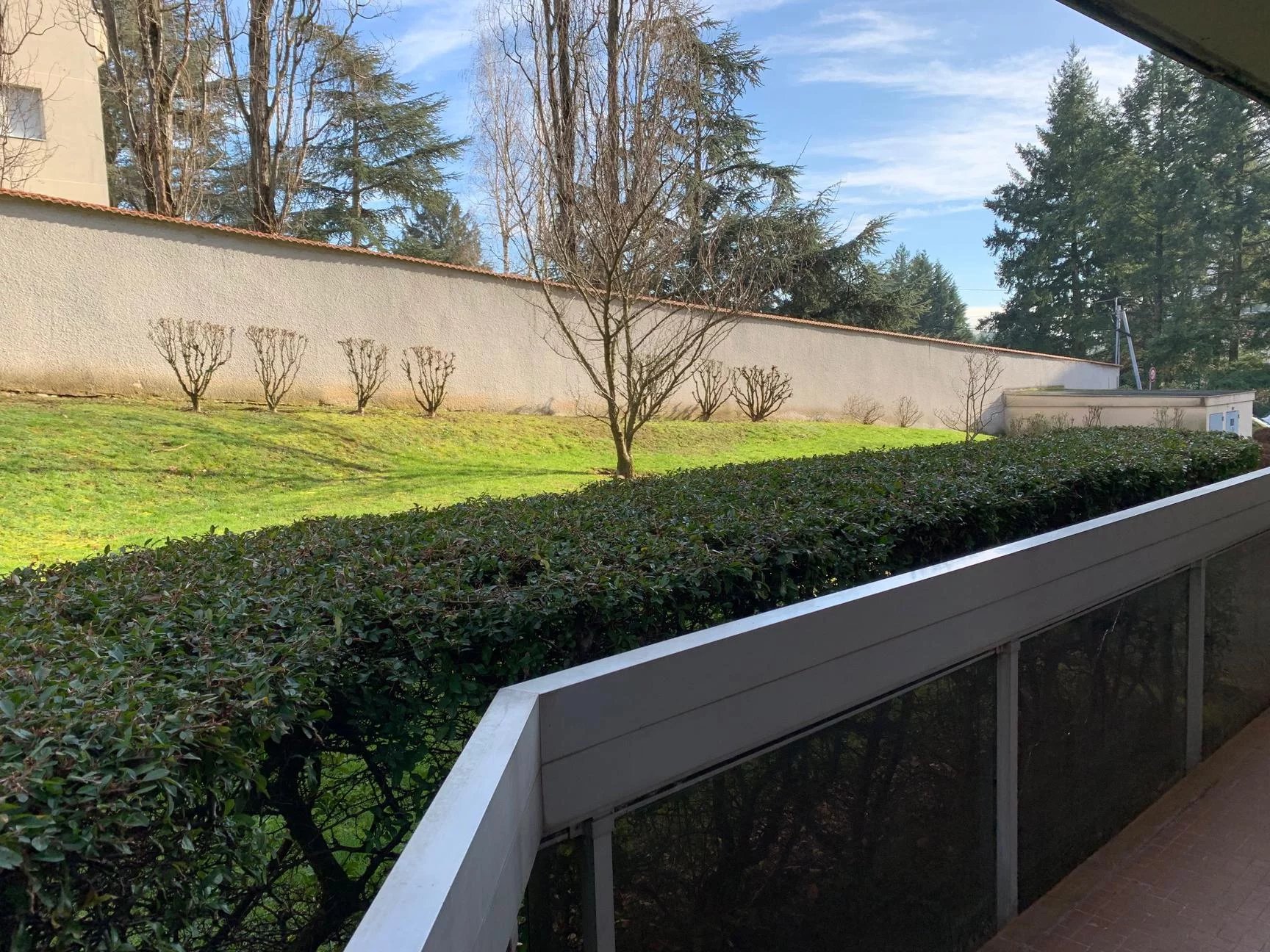 GRAND T2 DE 63M² balcon