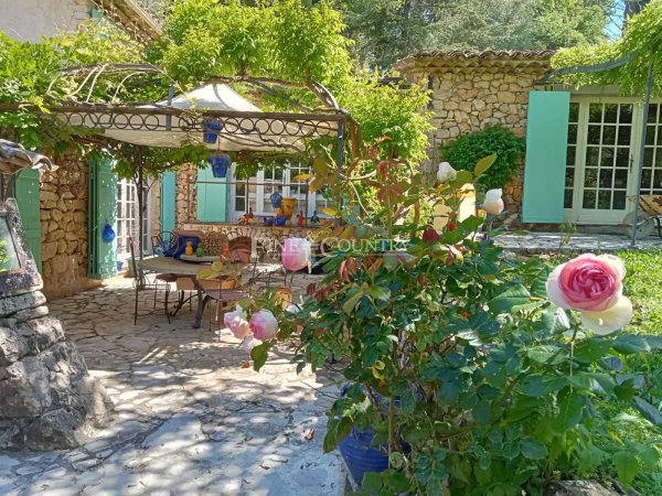 villa for sale in Opio — photo 2
