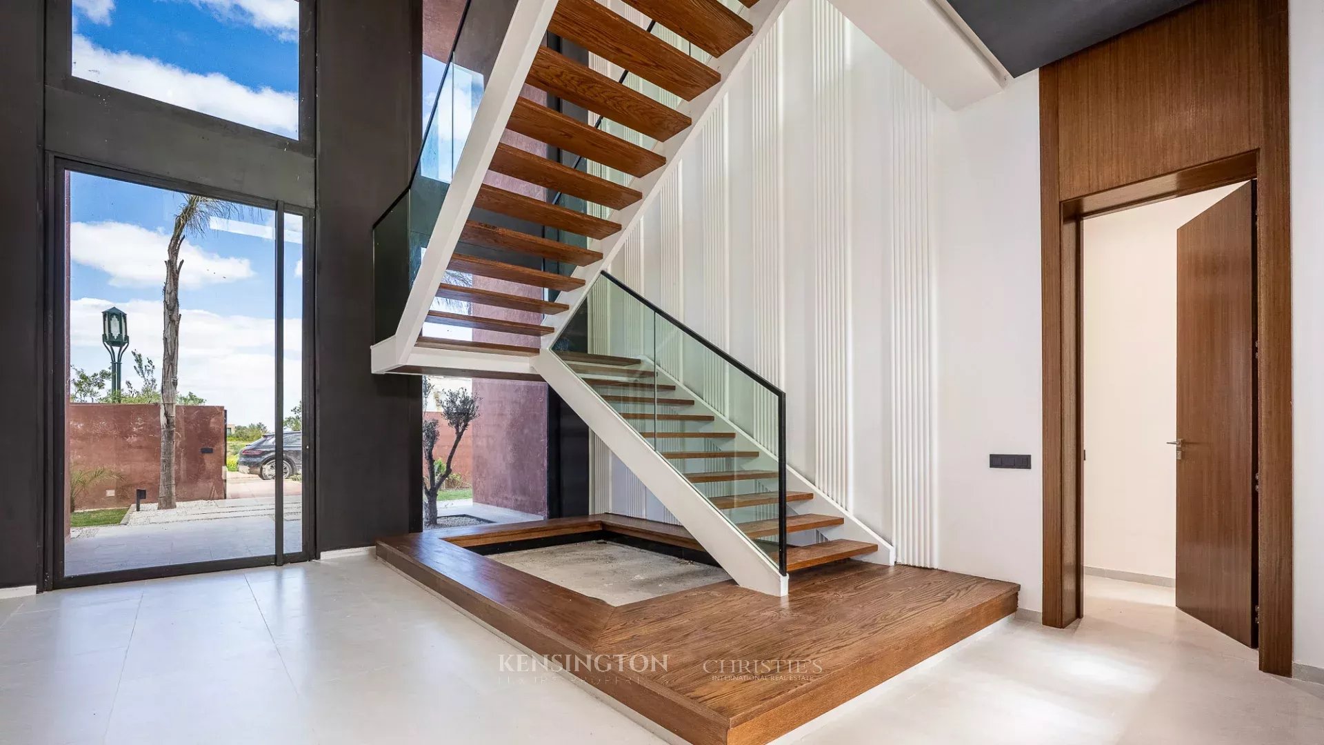 5 Bedroom Villa/Townhouse's Image 10