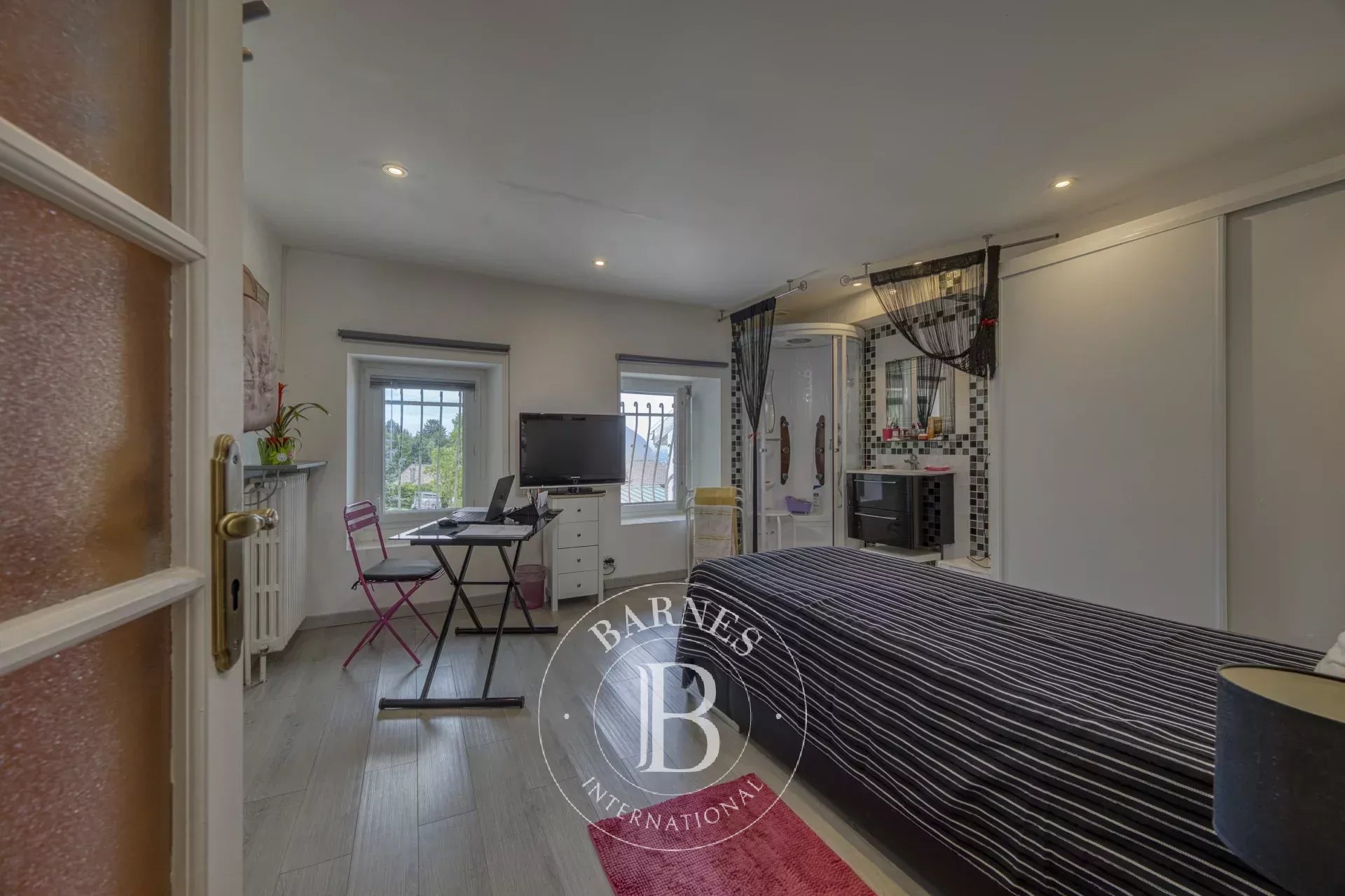 Ev Cranves-Sales - picture 13