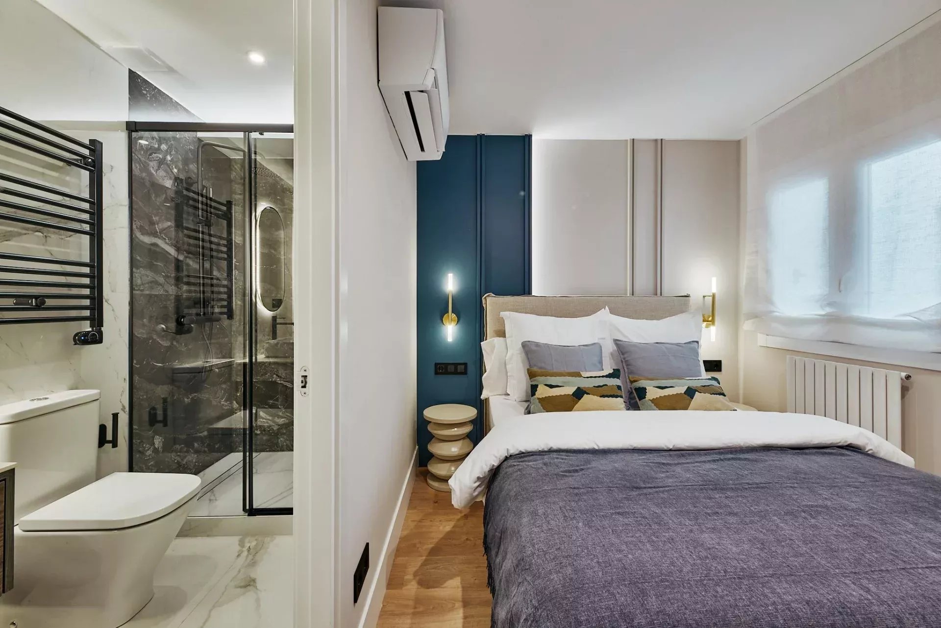 Renovated apartment on the central Calle Mayor - picture 21