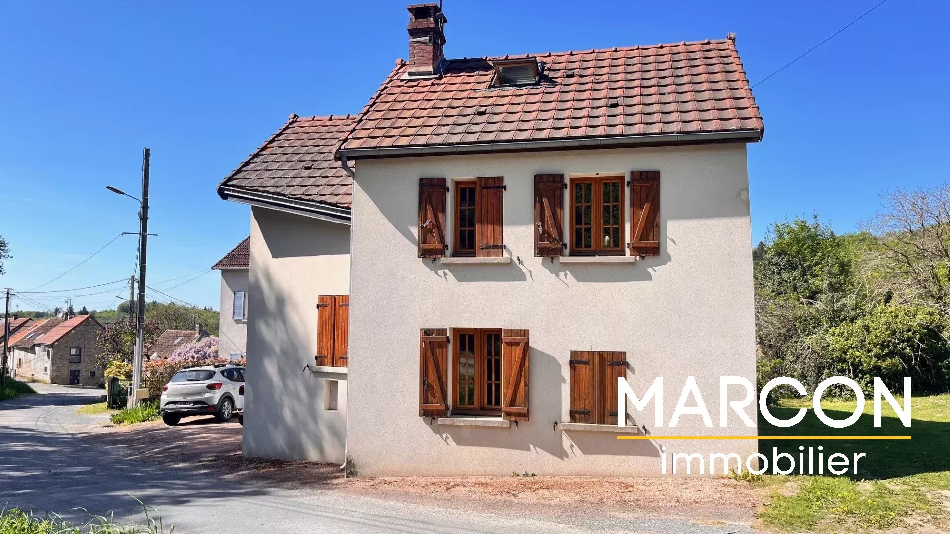 Maison F5 à louer  -  LA BRIONNE