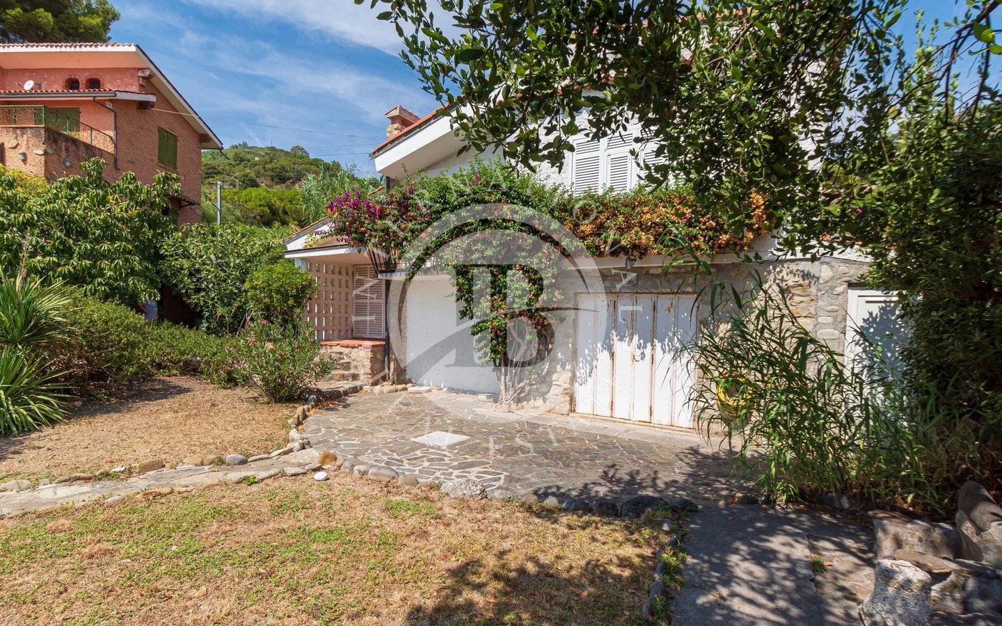 Villa in Latte - Image 4