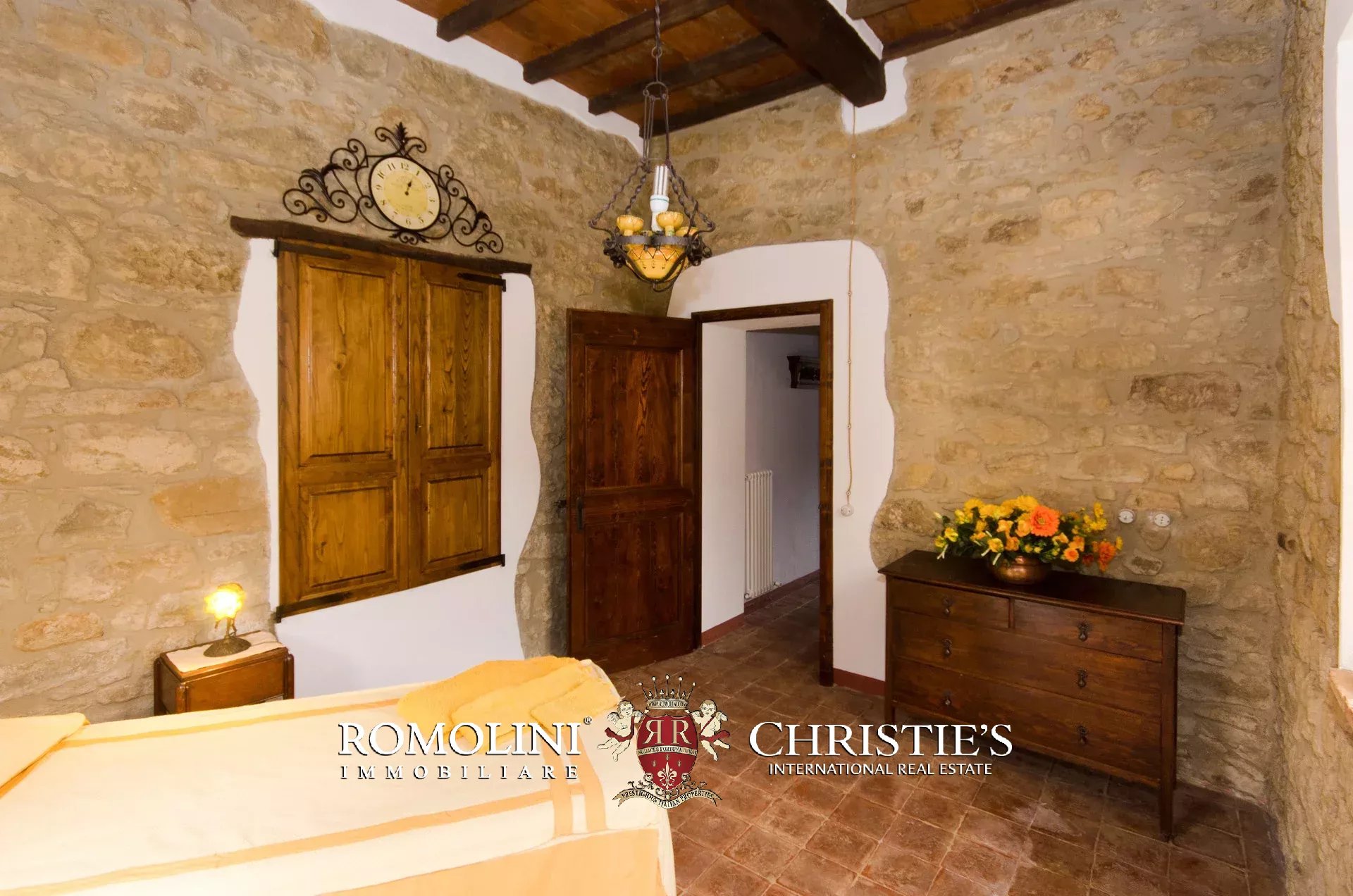 11 Bedroom Villa/Townhouse's Image 36