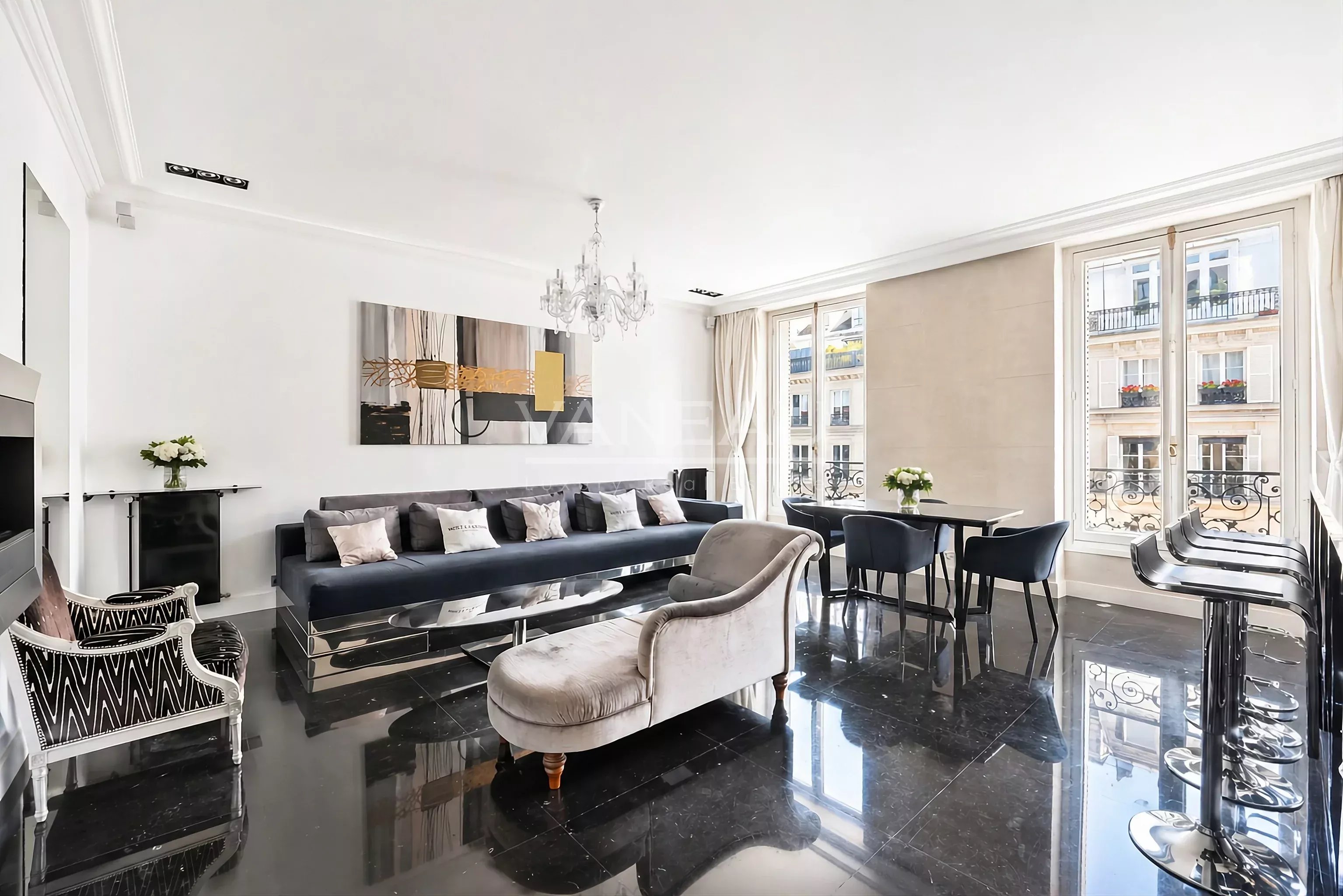 Location Appartement Paris 8ème