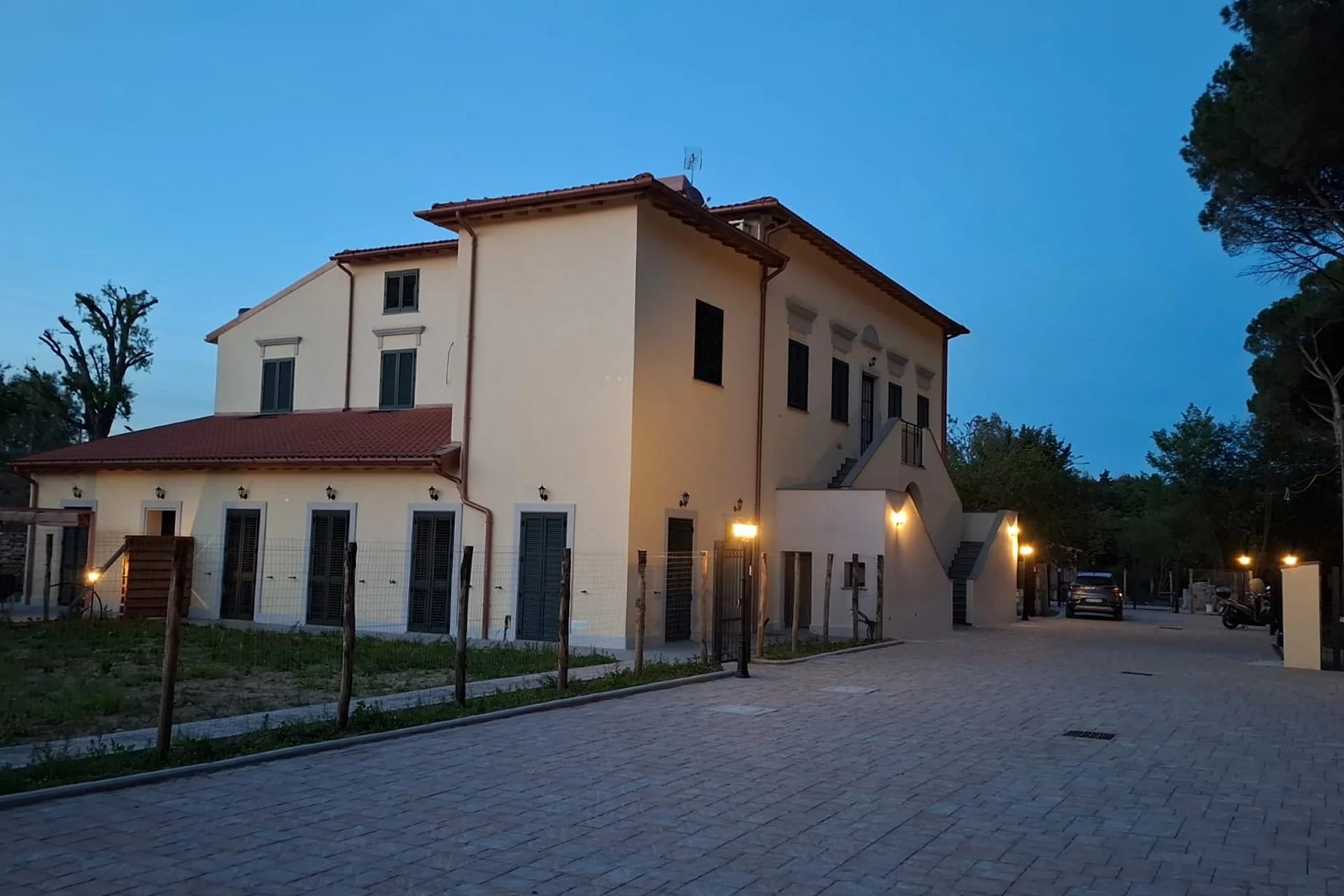 APARTMENT IN A FARMHOUSE – LA PUZZOLENTE