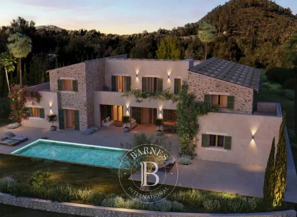 Finca Pula in Son Servera - Luxury Seven-Bedroom Home with 44 m² Pool