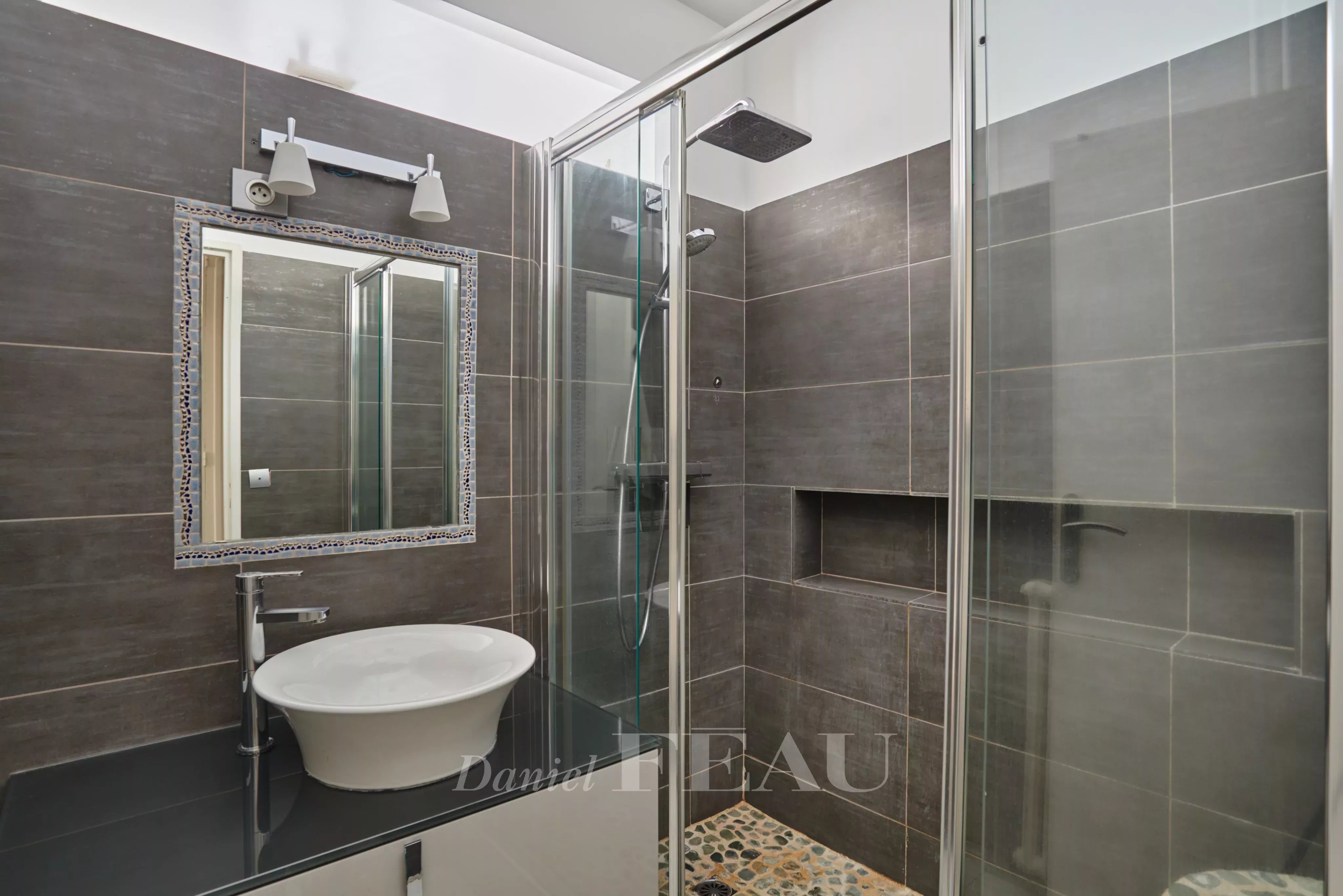 Sale Apartment Paris 16th