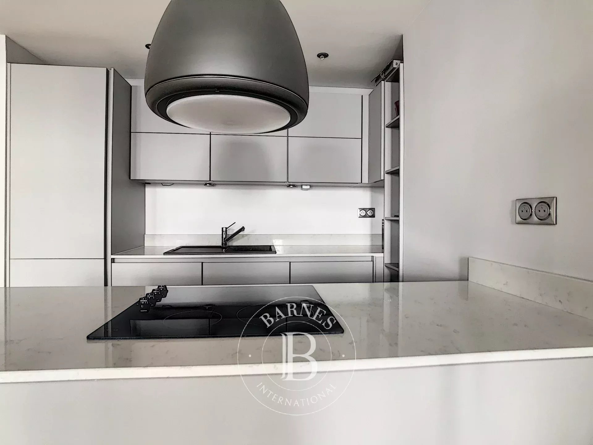 Daire Paris 9ème - picture 7