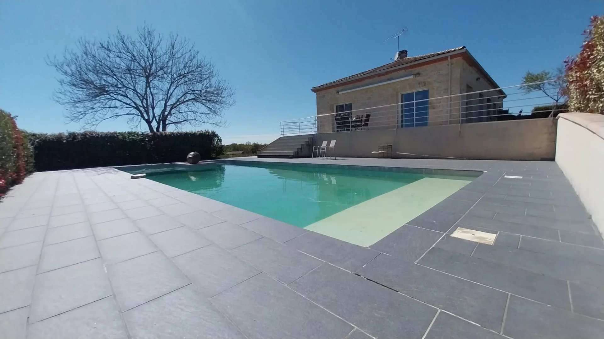 Maison 220m² — Lapenche