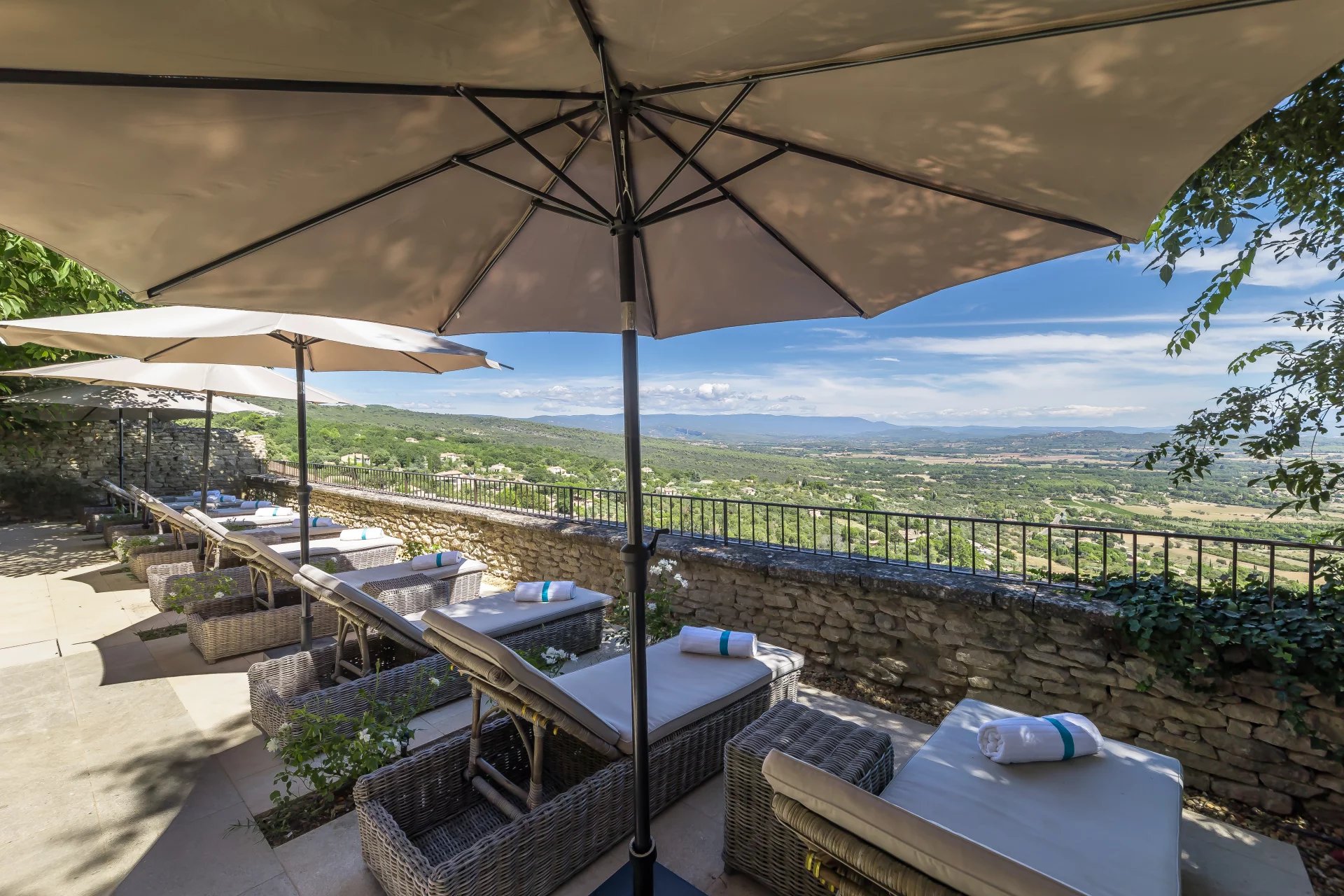 Sale Village house Gordes