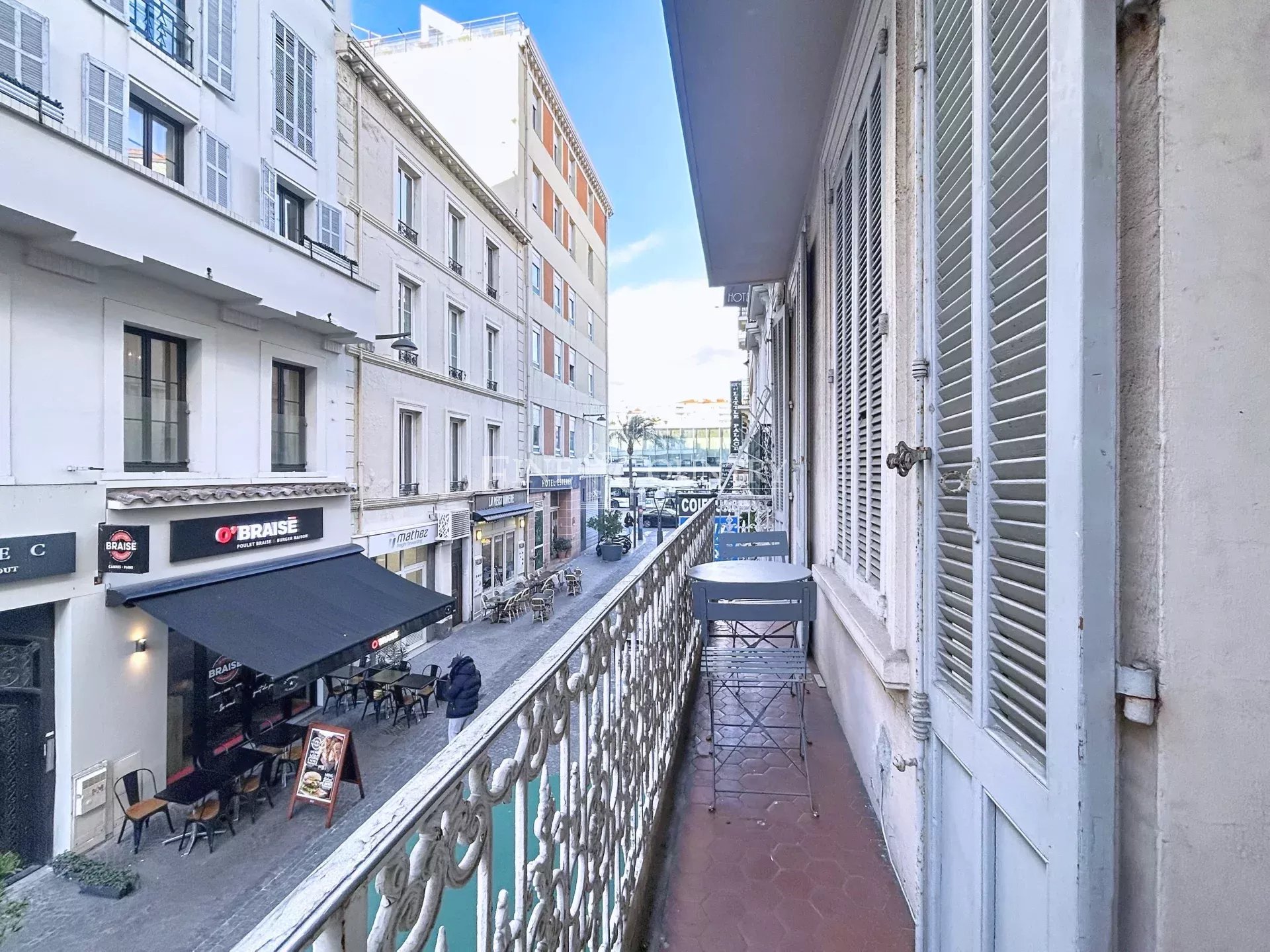 Photo of Apartment 2 bedrooms for sale in Cannes Banane