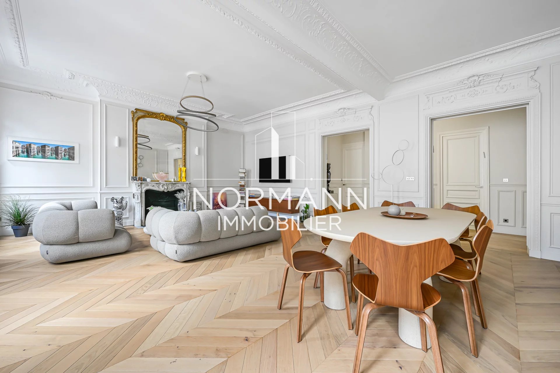 Agence immobilière de 