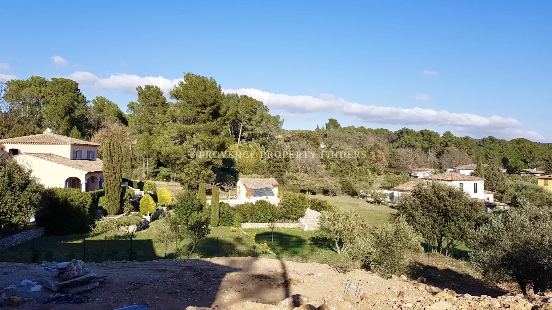 Agence immobilière de 