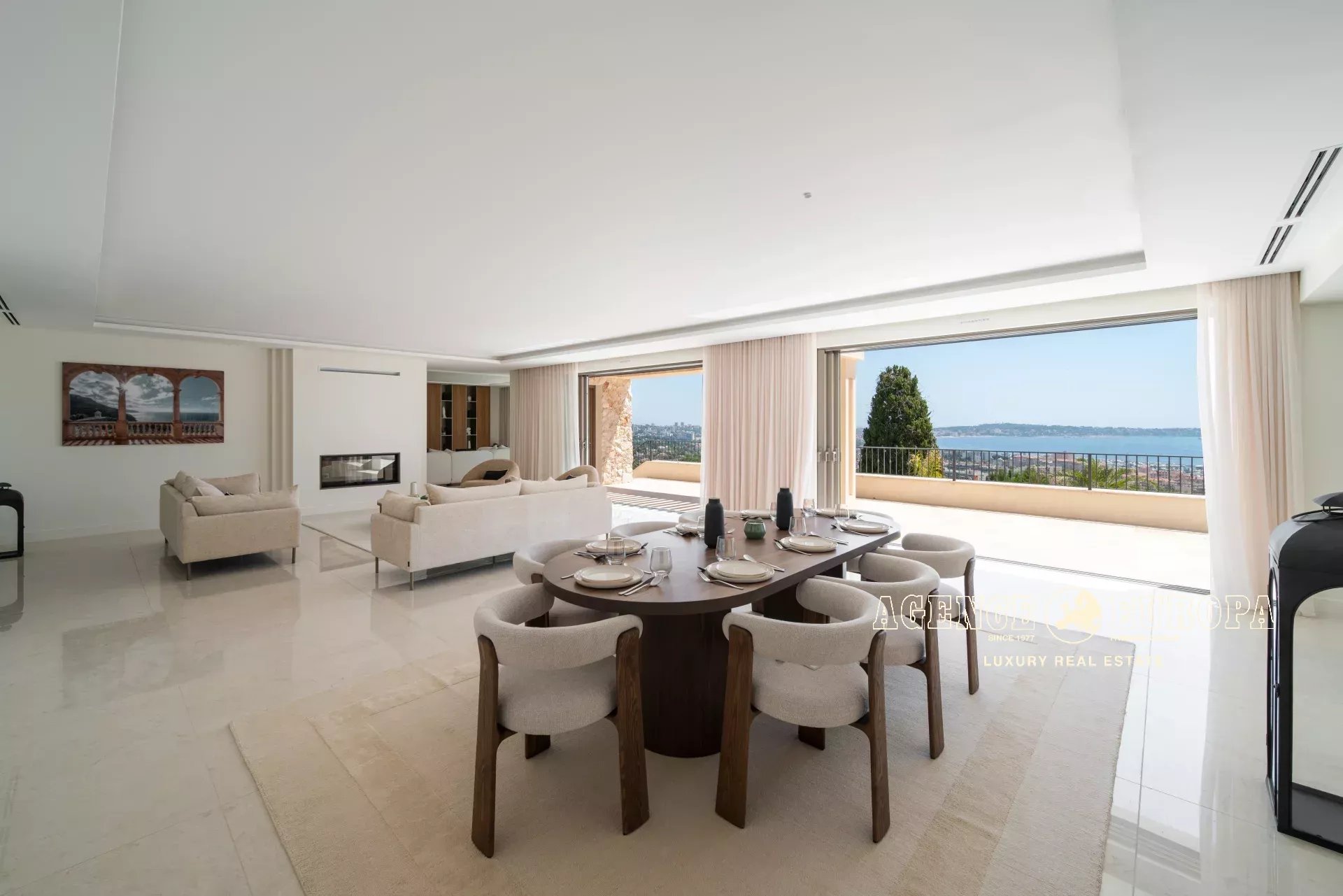 GOLFE-JUAN - SPACIOUS RENOVATED VILLA - PANORAMIC SEA VIEW