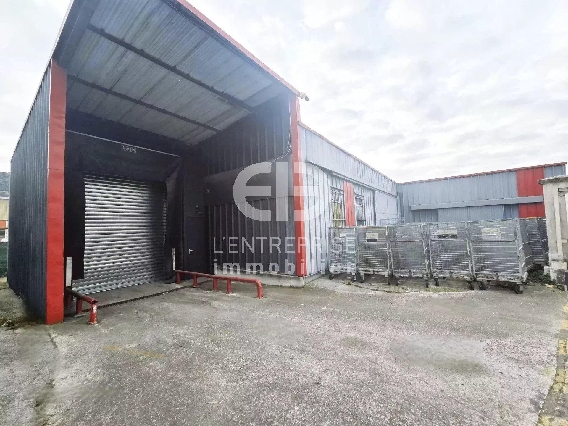 Affitto Magazzino - Carros