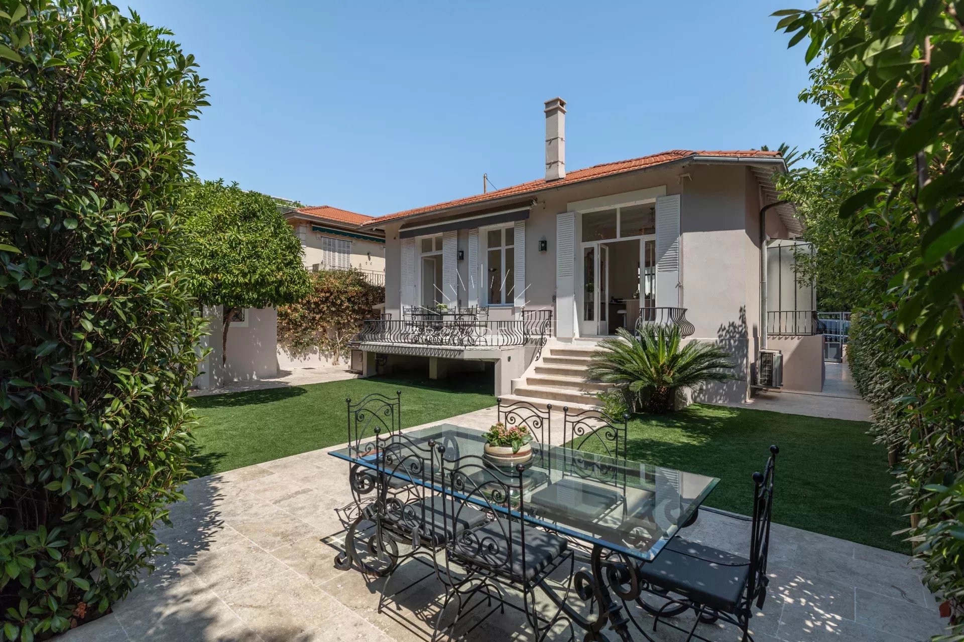 Propriété · à Cannes la Bocca · 1 590 000 €