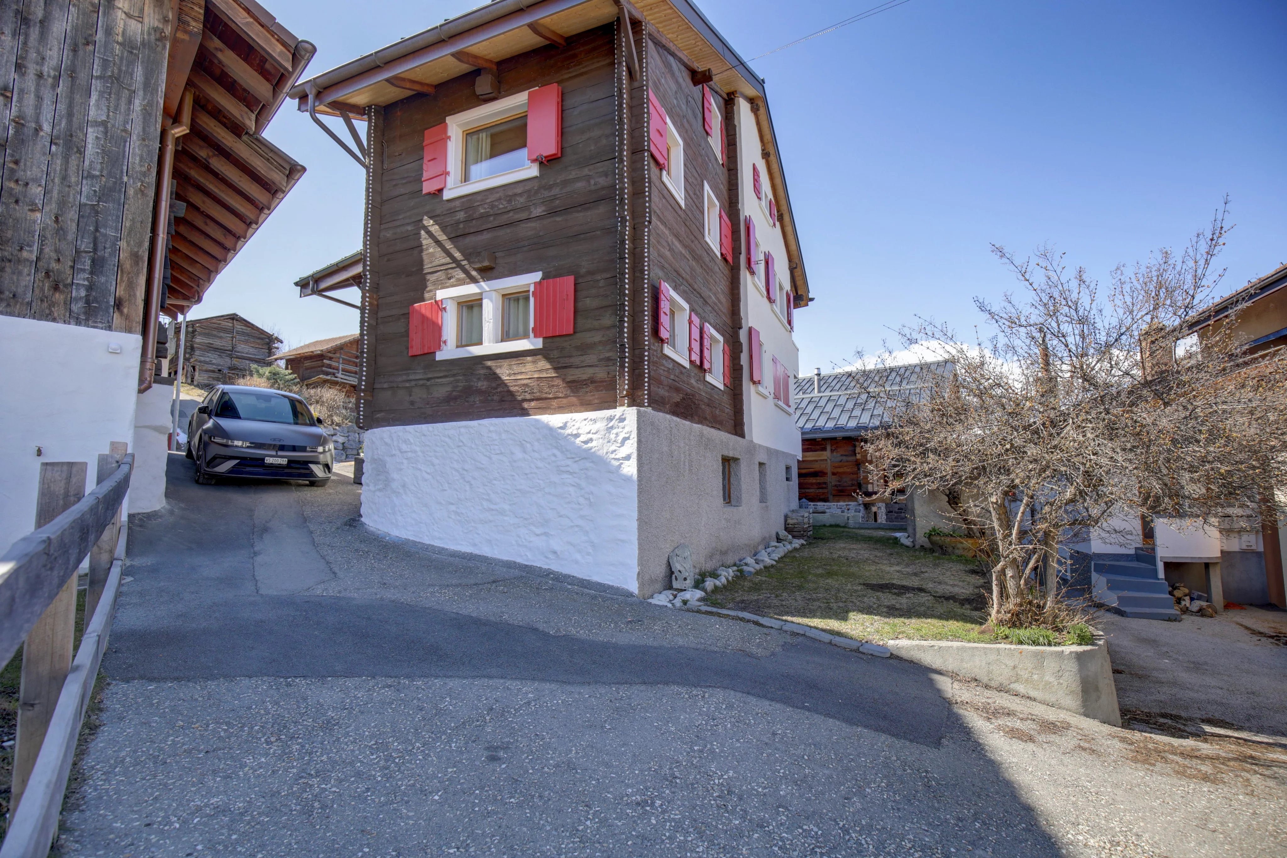 Au vieux village de Nendaz, maison jumelée avec un grand cachet !