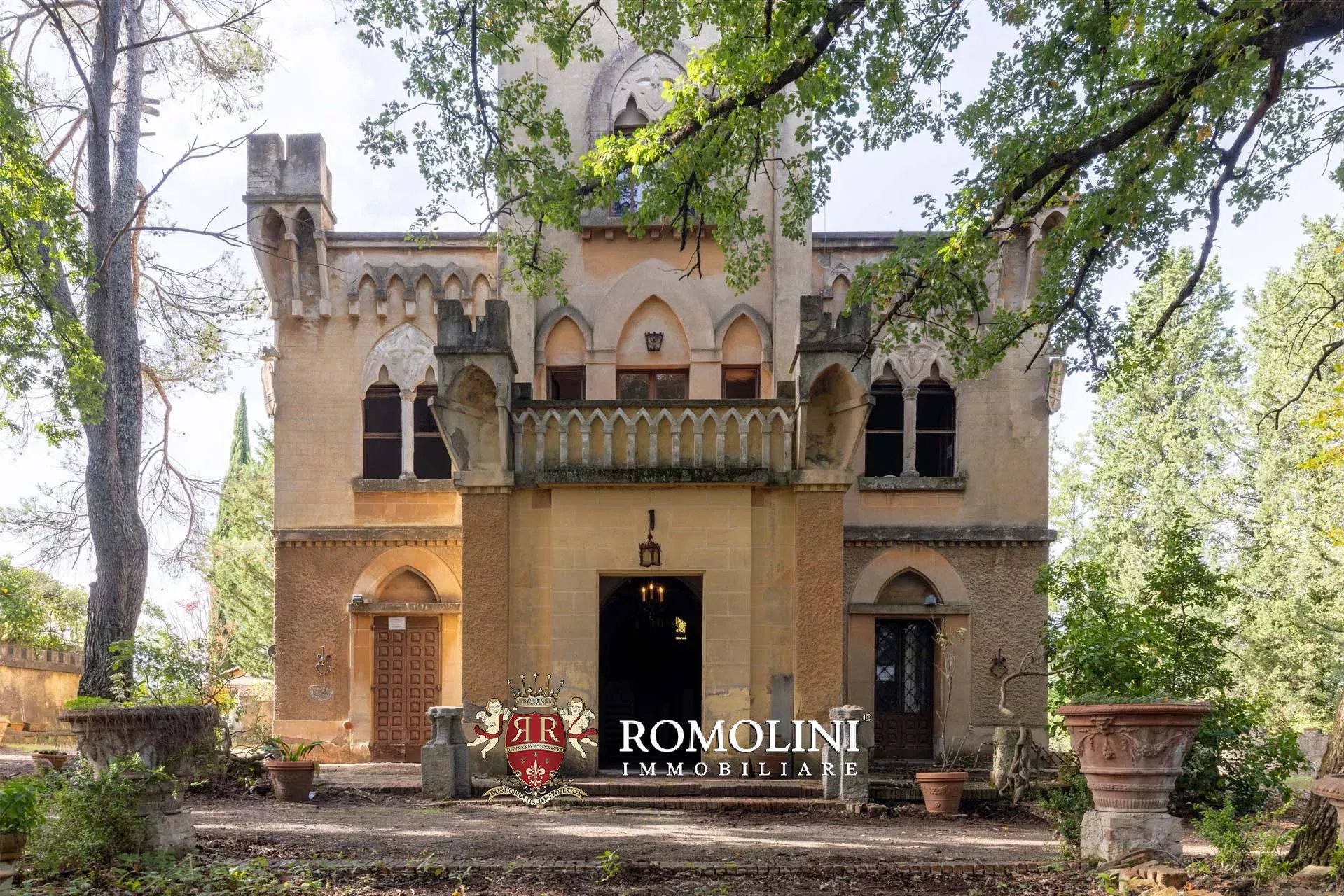 6 Bedroom Chateau's Image 7