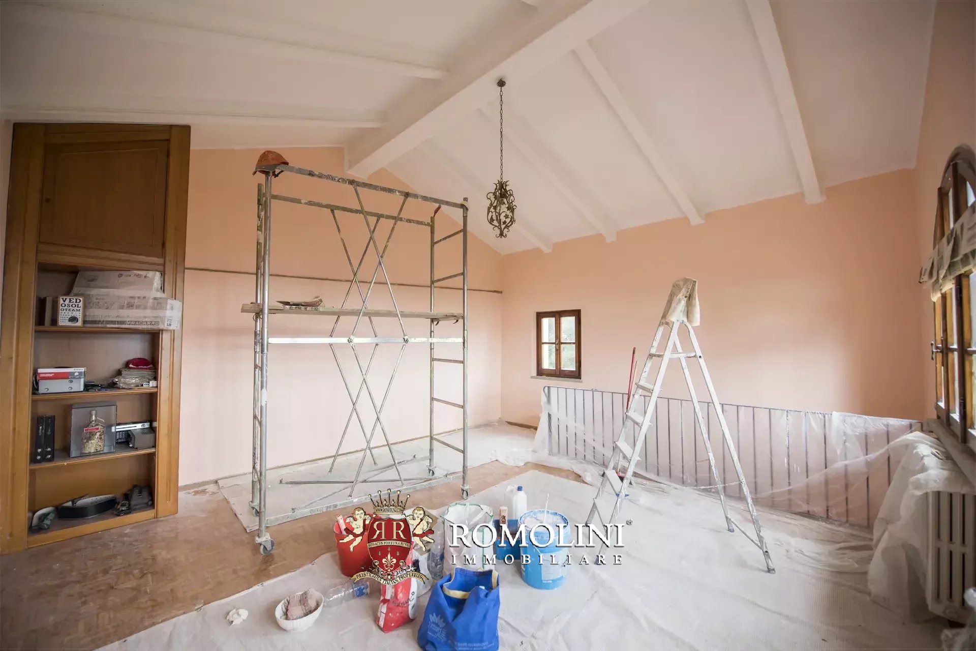 6 Bedroom Villa/Townhouse's Image 55