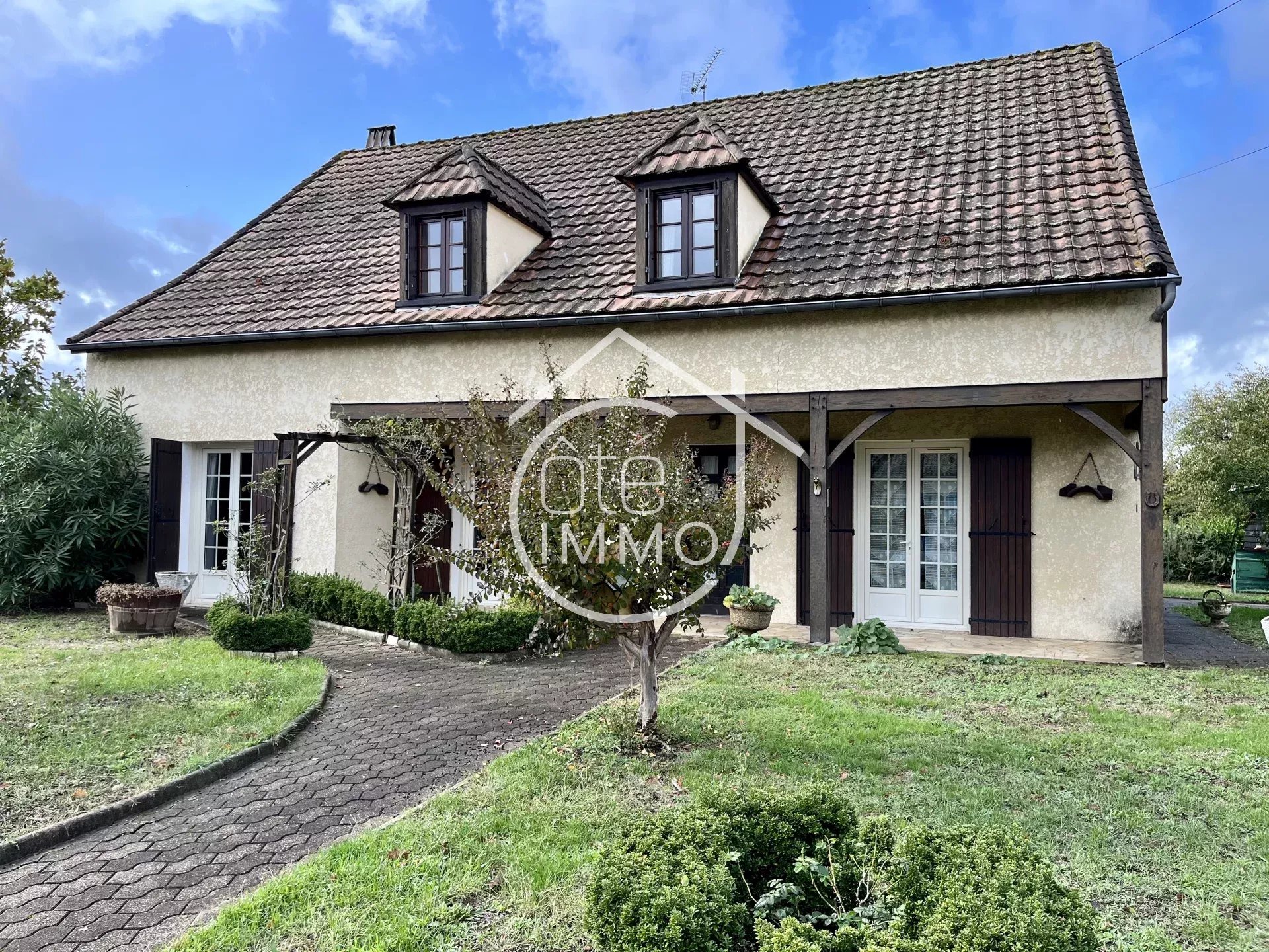 Sale House Prigonrieux