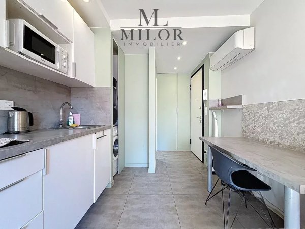 Investment building – 8 studios + garage – Nice Gambetta / Fleurs — photo 2