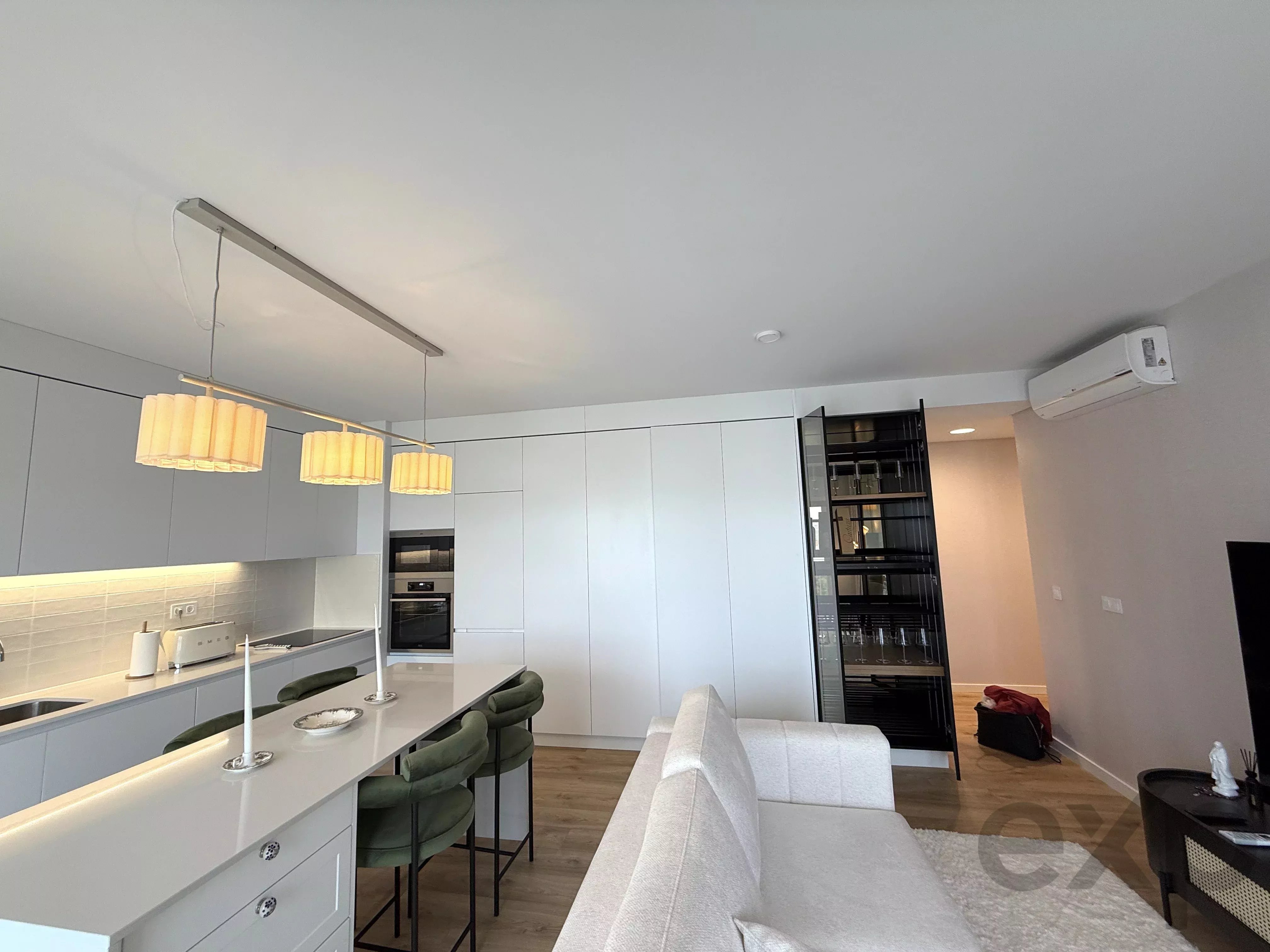 2-BEDR. SUITE, POOL, BALCONY, GARAGE 86647813 image 12