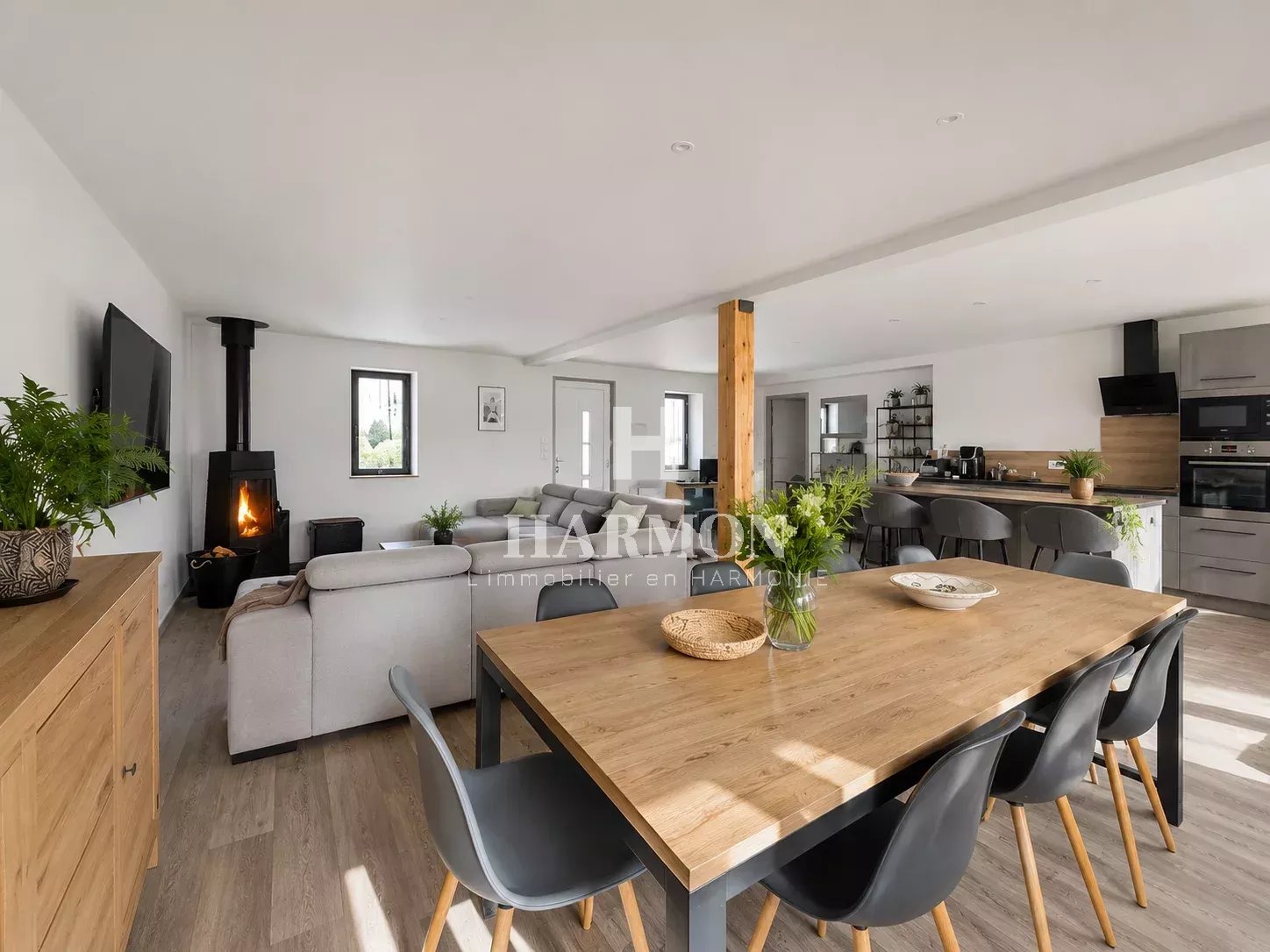 Harmon à vendre : Authentique propriété de charme entièrement rénovée – 271 m² habitables sur plus de 9 hectares