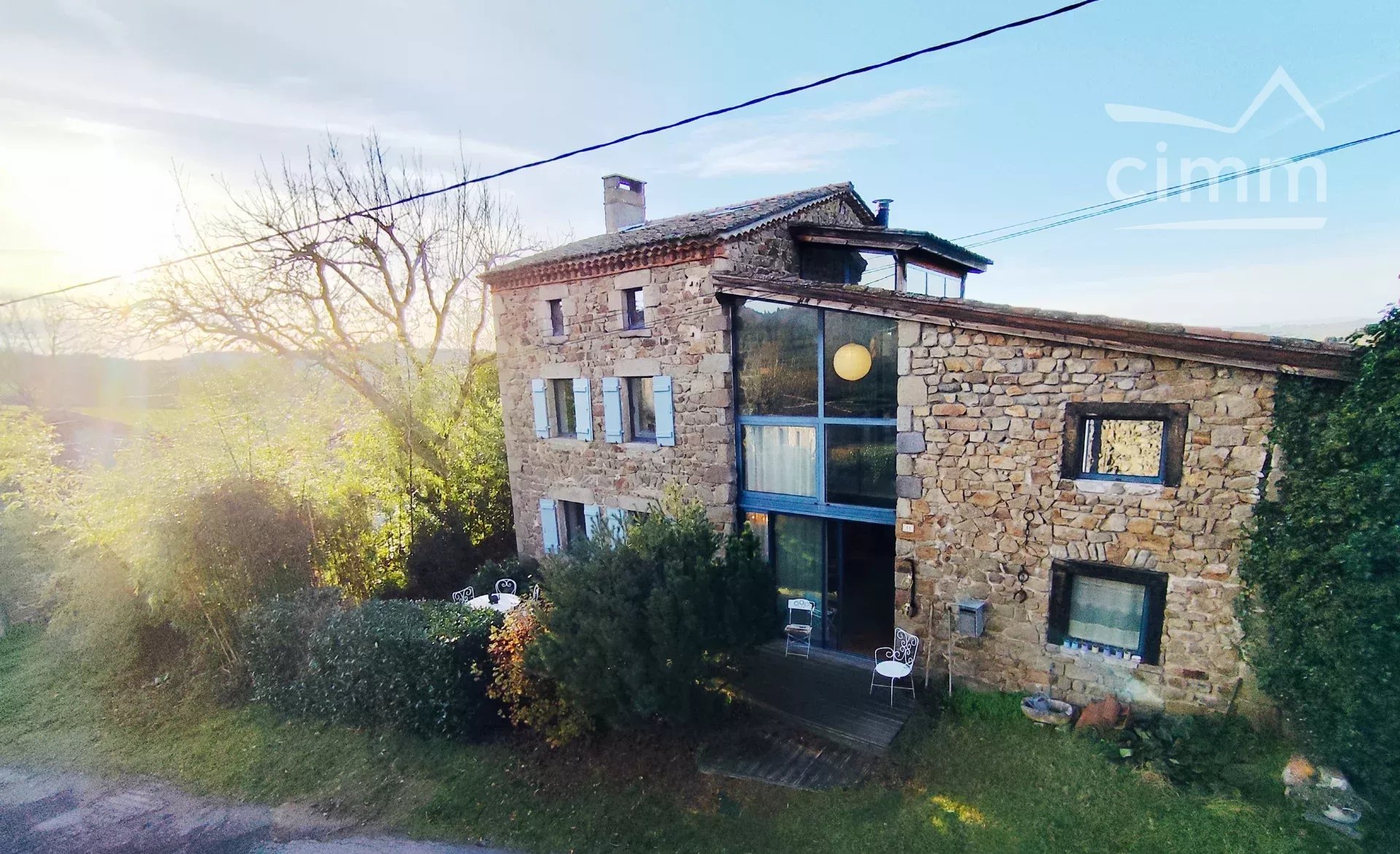 Agence immobilière de 