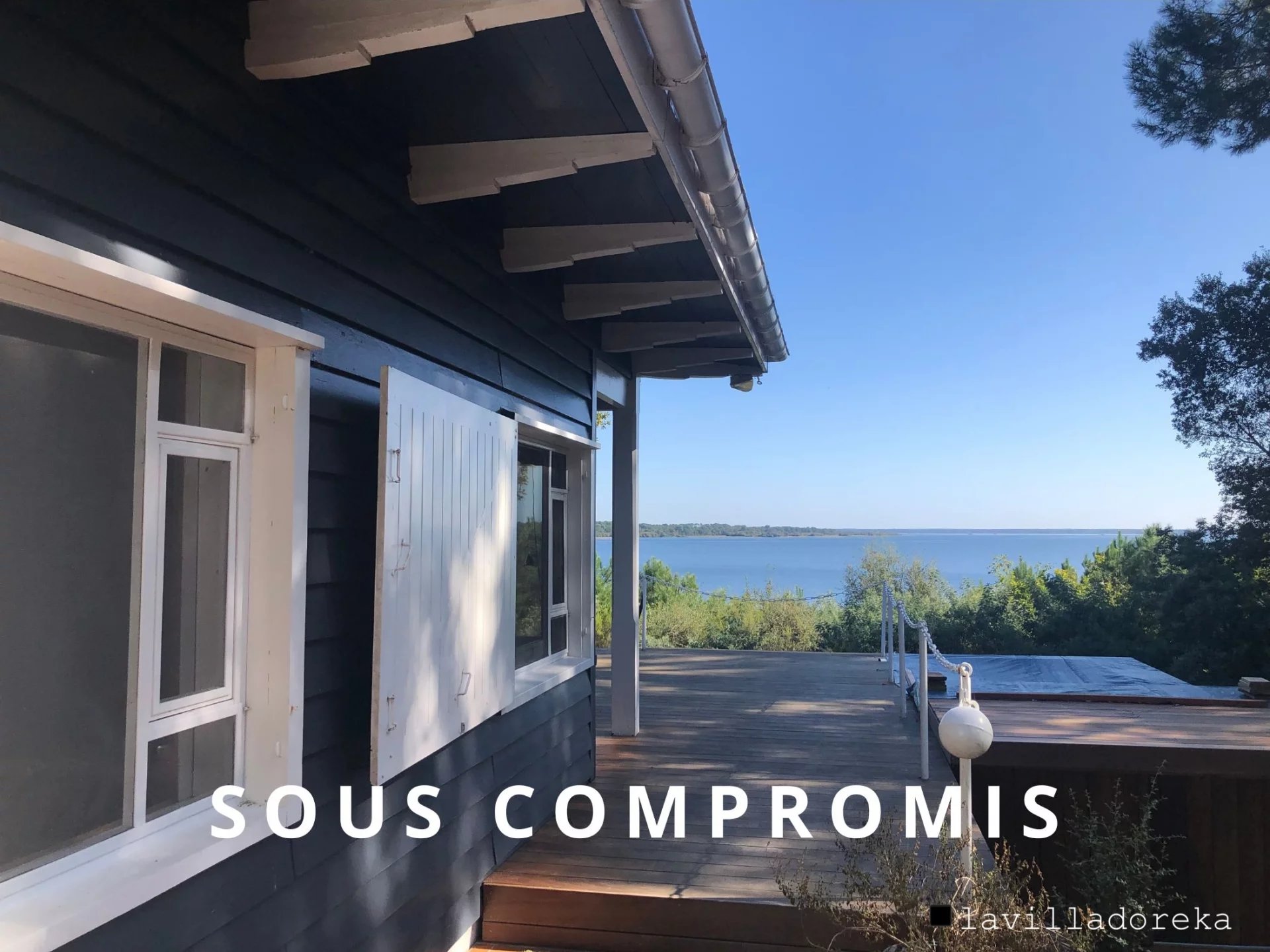 *** SOUS COMPROMIS *** Propriété d'exception face au lac et au coeur de la nature.