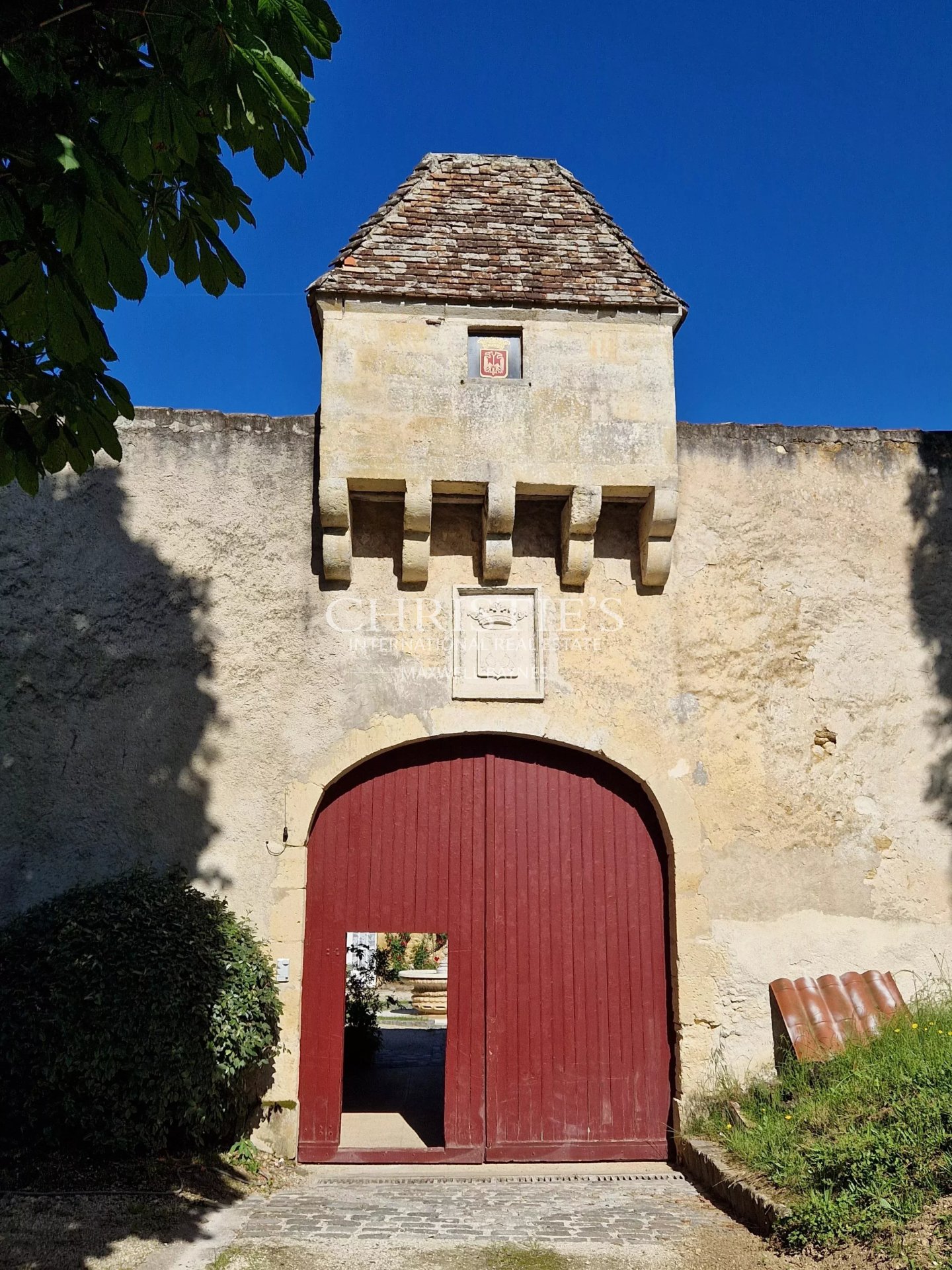 7 Bedroom Vineyard's Image 4