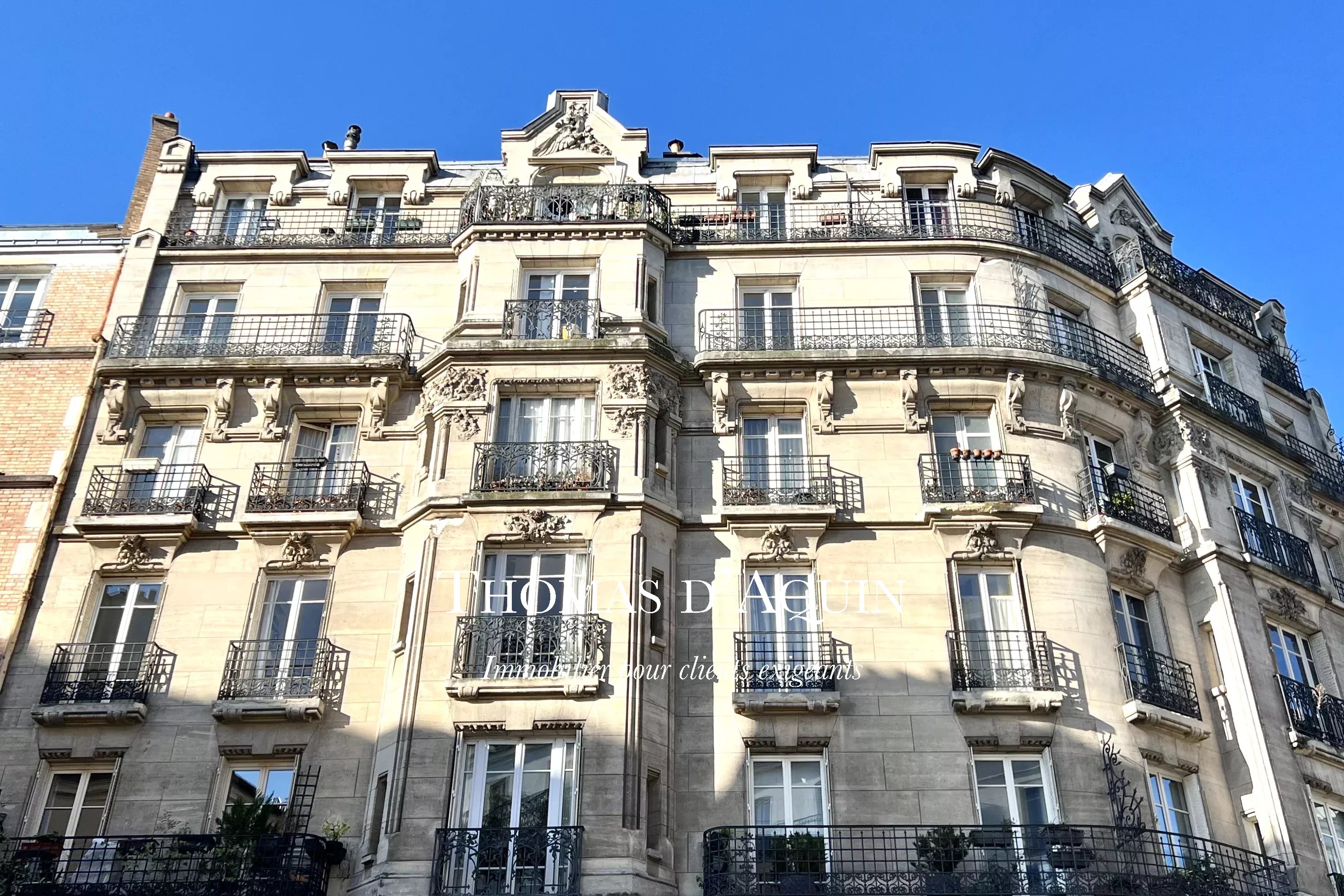 MARAIS - ENFANTS  ROUGES