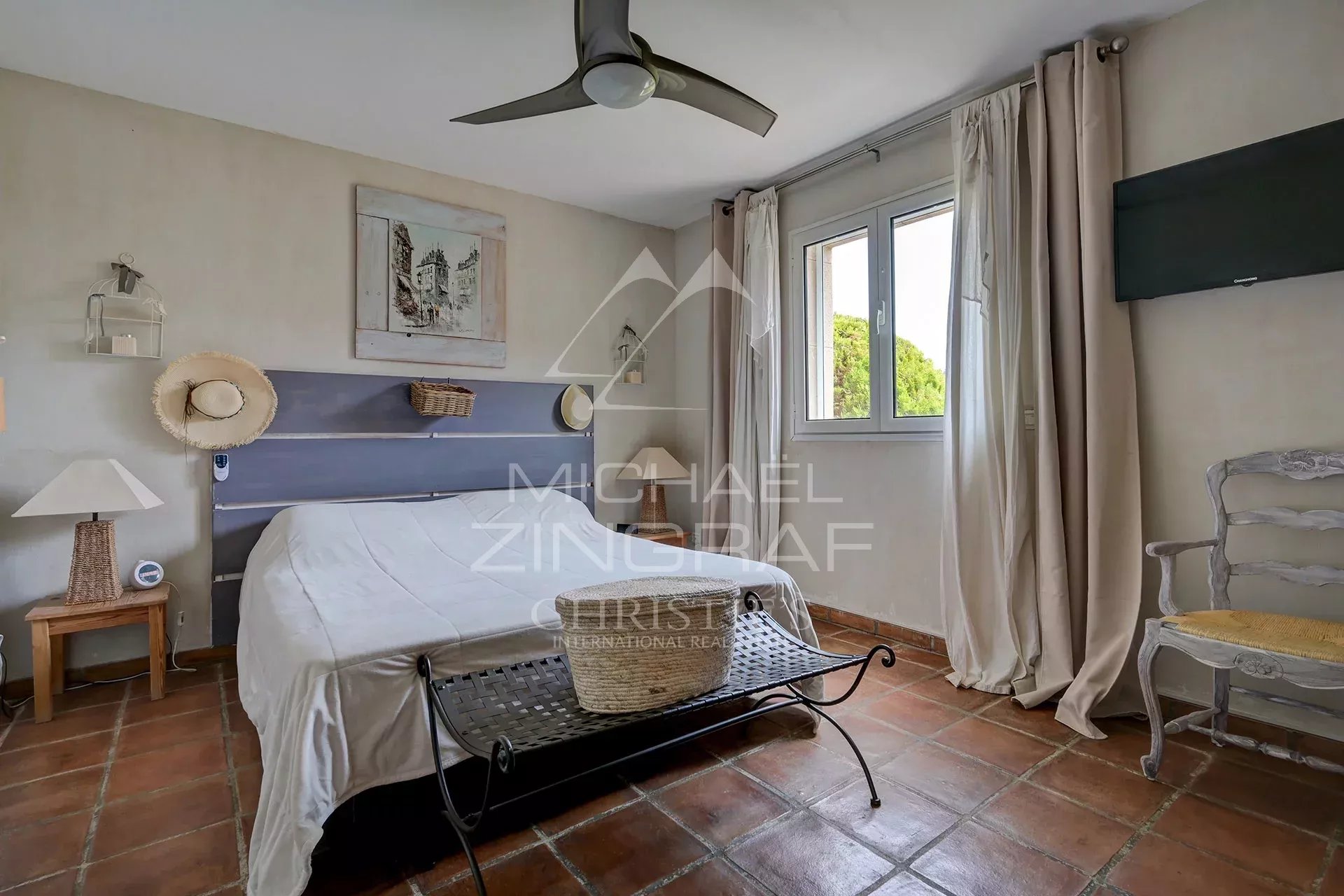 4 Bedroom Villa/Townhouse's Image 10