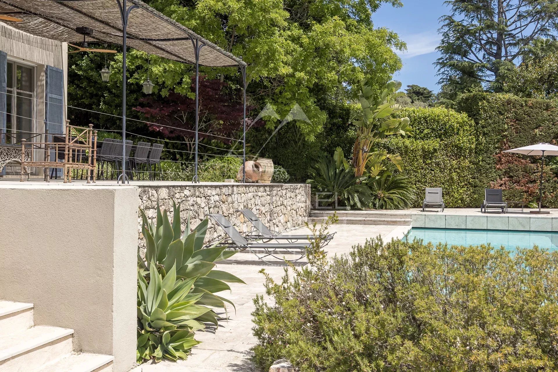 7 Bedroom Villa/Townhouse's Image 18