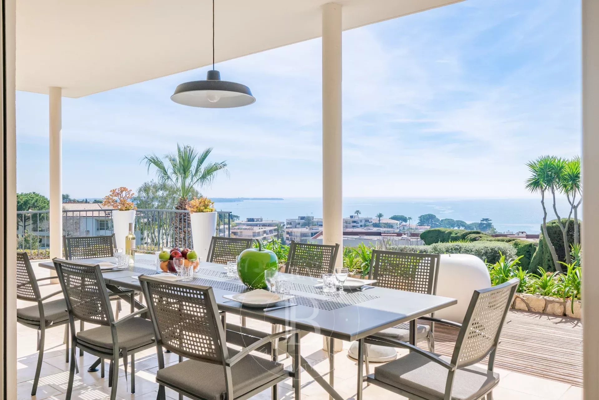 CANNES  CROIX DES GARDES - BELLE EPOQUE VILLA - PANORAMIC SEA VIEW