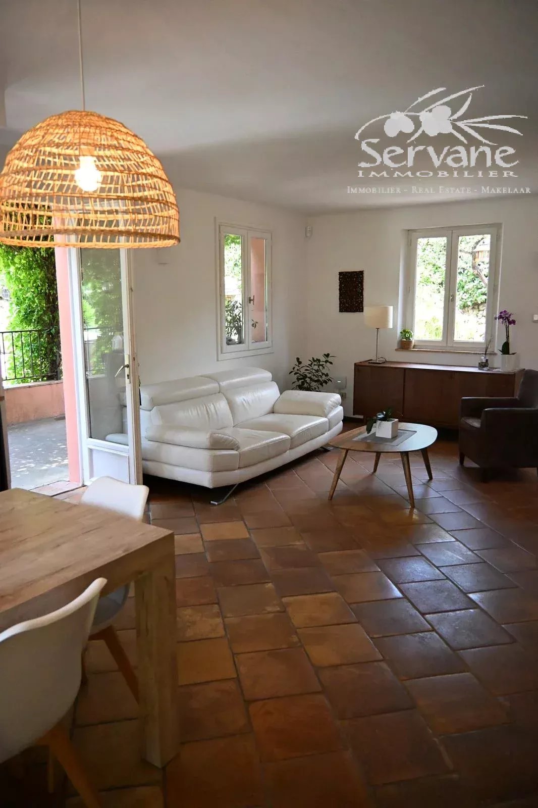 COTIGNAC CHARMING HOUSE WITH INDEPENDANT APARTMENT