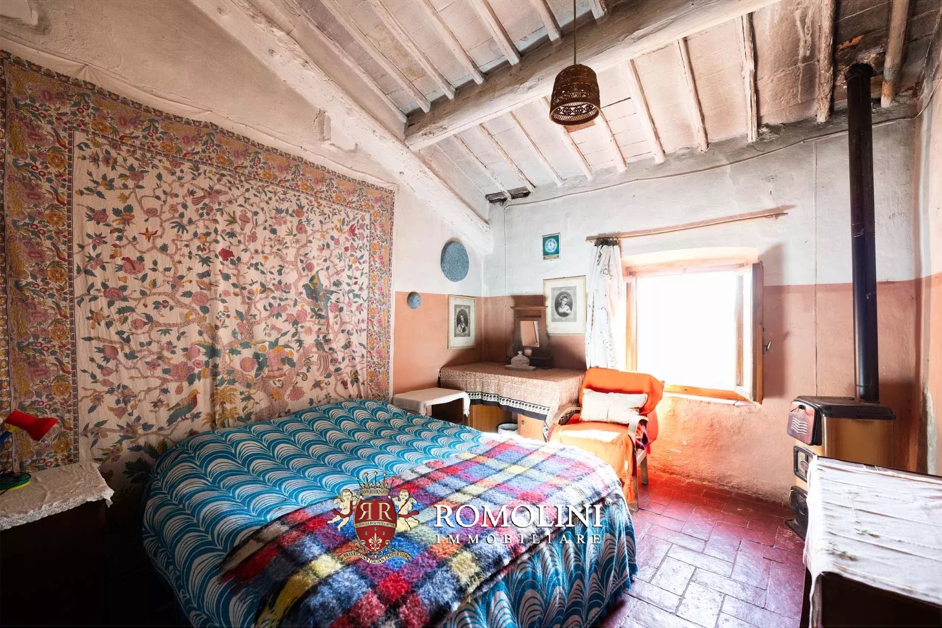 6 Bedroom Villa/Townhouse's Image 30