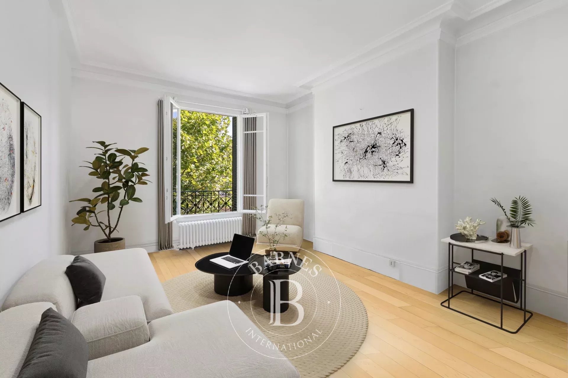 Neuilly-Pauline Borghèse - 1-bed apartment - Period charm - Upper floor - Calm and greenery - Pasteur school sector
