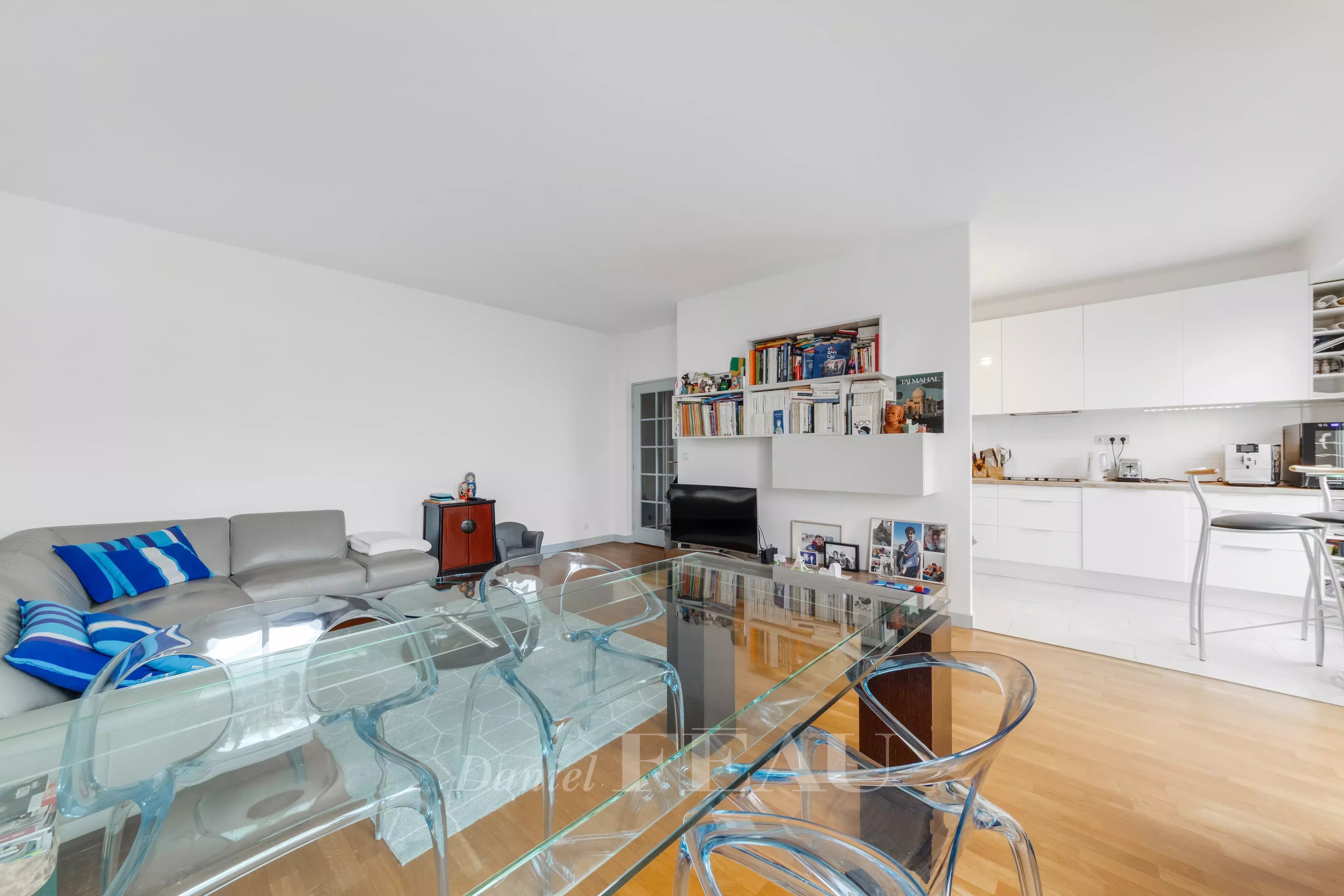 Sale Apartment Saint-Cloud