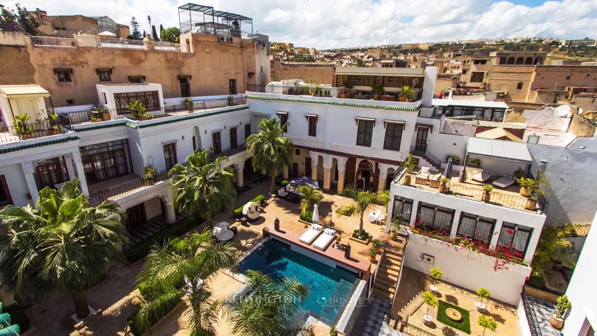 10 Bedroom Villa/Townhouse's Image 3