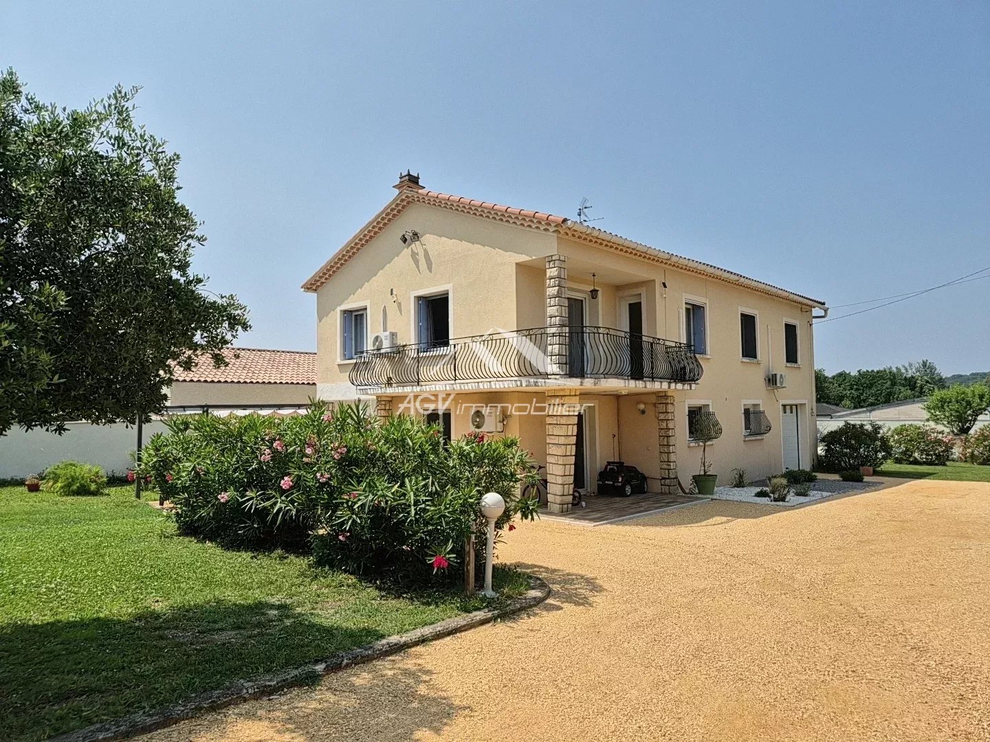 Agence immobilière de AGV IMMOBILIER